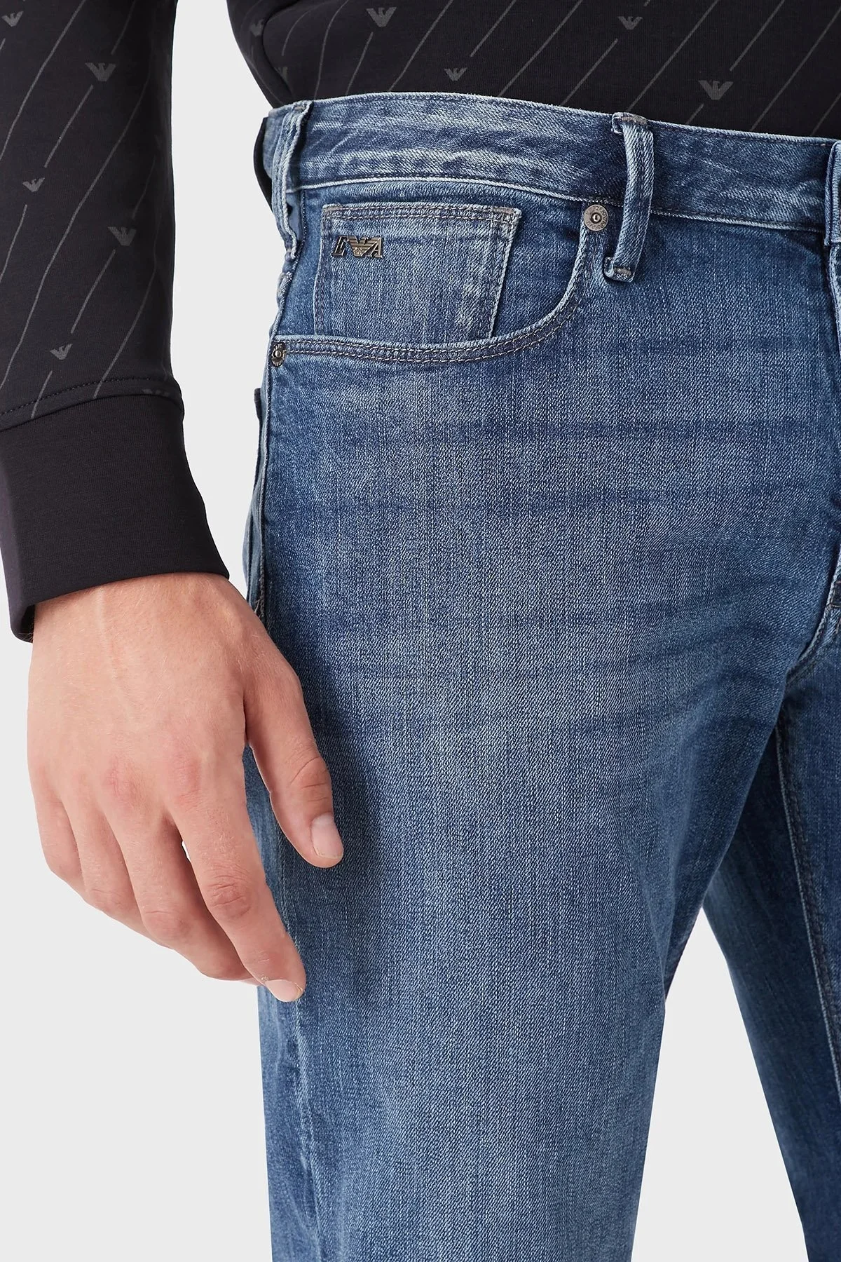 Emporio Armani J06 Pamuklu Düşük Bel Düz Paça Jeans Erkek Kot Pantolon 8N1J06 1D5QZ 0942 MAVİ - 4