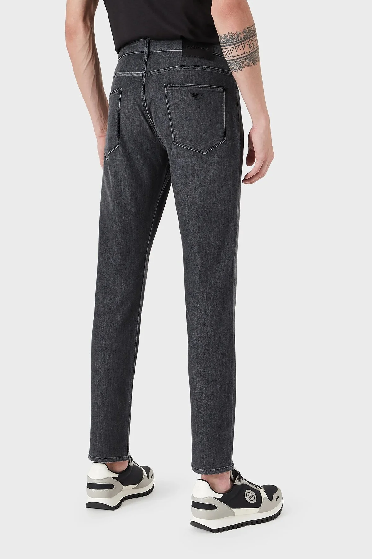 Emporio Armani J06 Pamuklu Düşük Bel Regular Fit Düz Paça Jeans Erkek Kot Pantolon 8N1J06 1D85Z 0006 SİYAH - 3