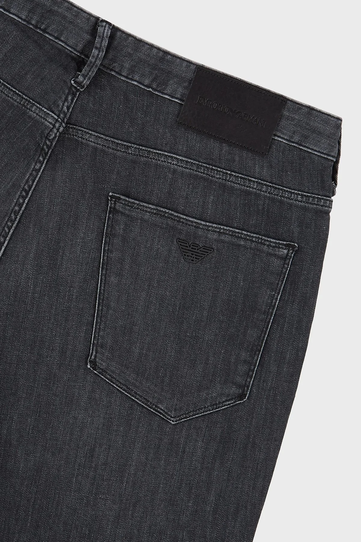 Emporio Armani J06 Pamuklu Düşük Bel Regular Fit Düz Paça Jeans Erkek Kot Pantolon 8N1J06 1D85Z 0006 SİYAH - 6