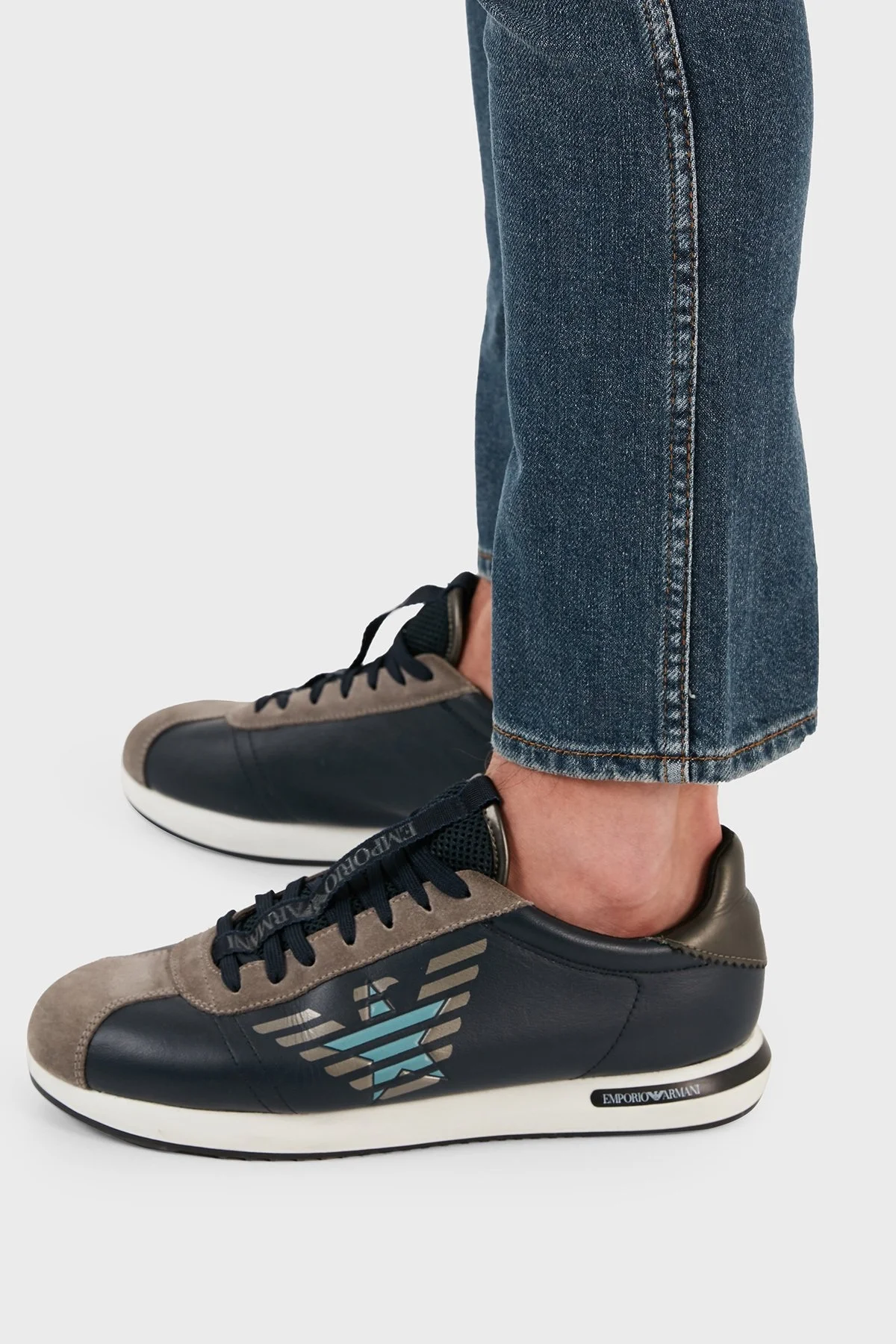 Emporio Armani J16 Pamuklu Logo Detaylı Dar Paça Slim Fit Jeans Erkek Kot Pantolon 6R1J16 1DL7Z 0942 LACİVERT - 5