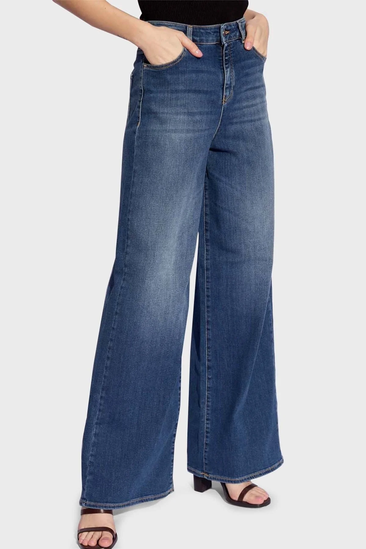 Emporio Armani J1C Yüksek Bel Regular Fit Geniş Paça Jeans Bayan Kot Pantolon 3D2J1C 2DY4Z 0942 LACİVERT - 1