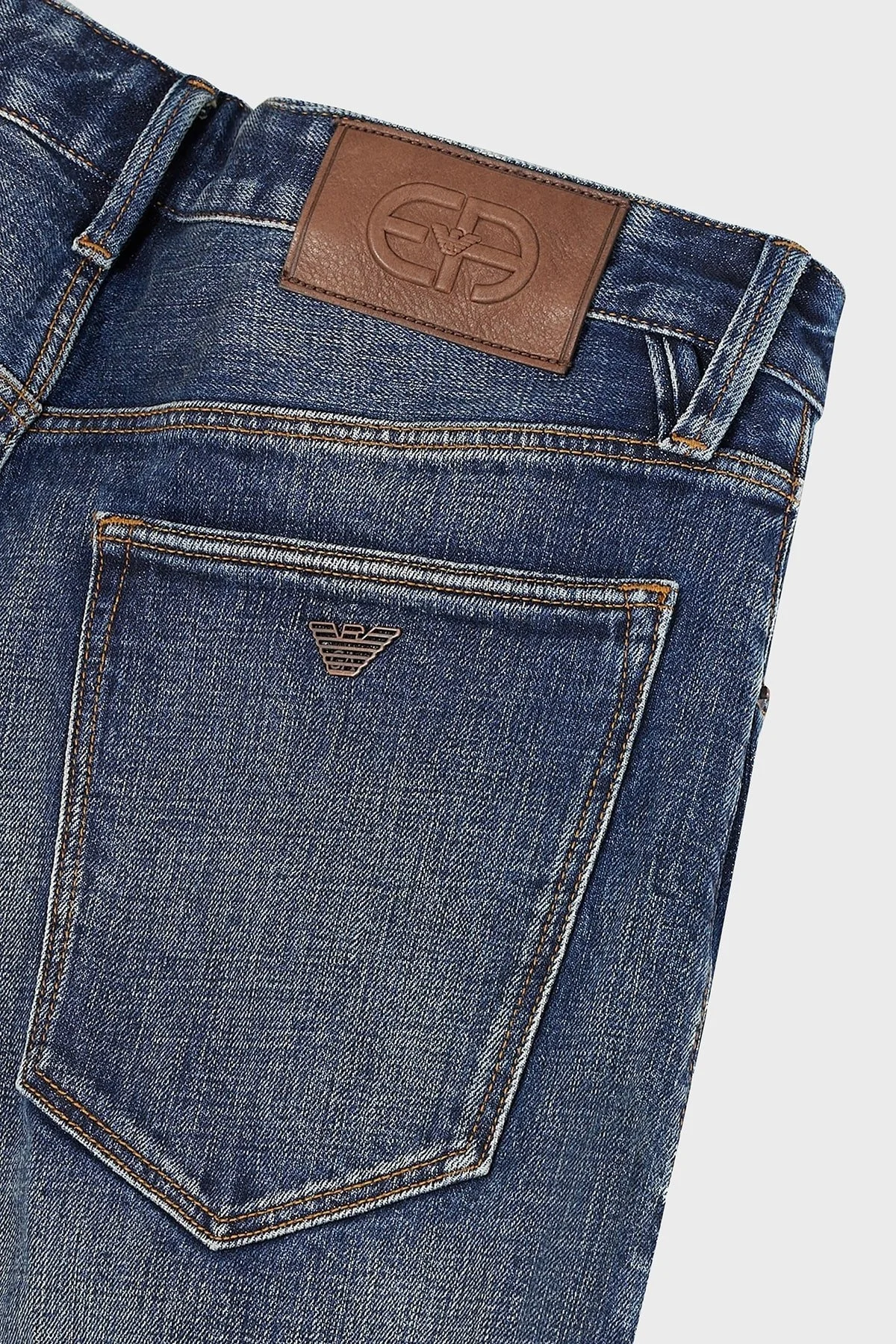 Emporio Armani J69 Düşük Bel Loose Fit Boru Paça Jeans Erkek Kot Pantolon 3D1J69 1DRMZ 0942 LACİVERT - 5