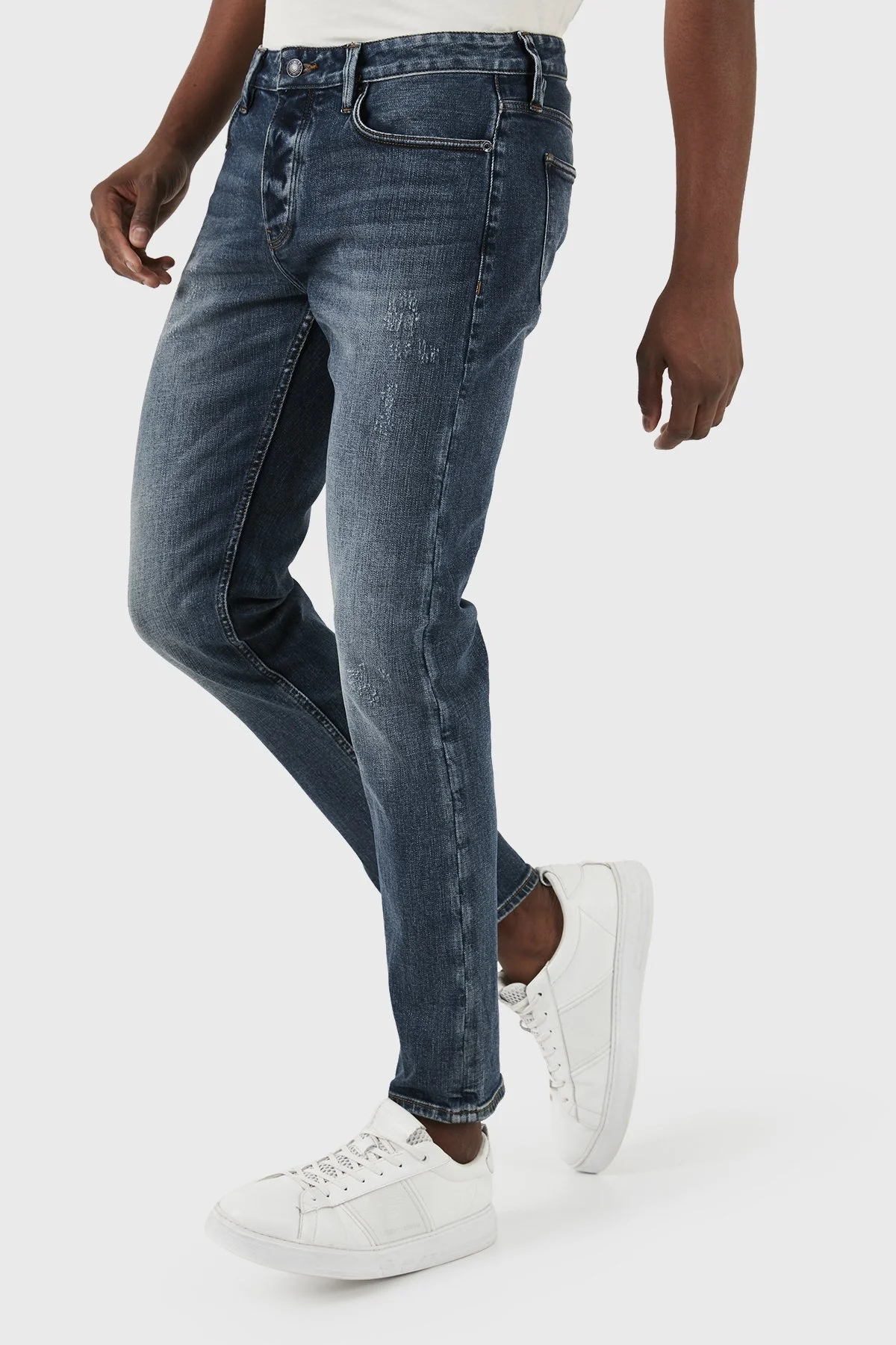 Emporio Armani J75 Düşük Bel Slim Fit Jeans Erkek Kot Pantolon 3D1J75 1DRNZ 0942 MAVİ - 4