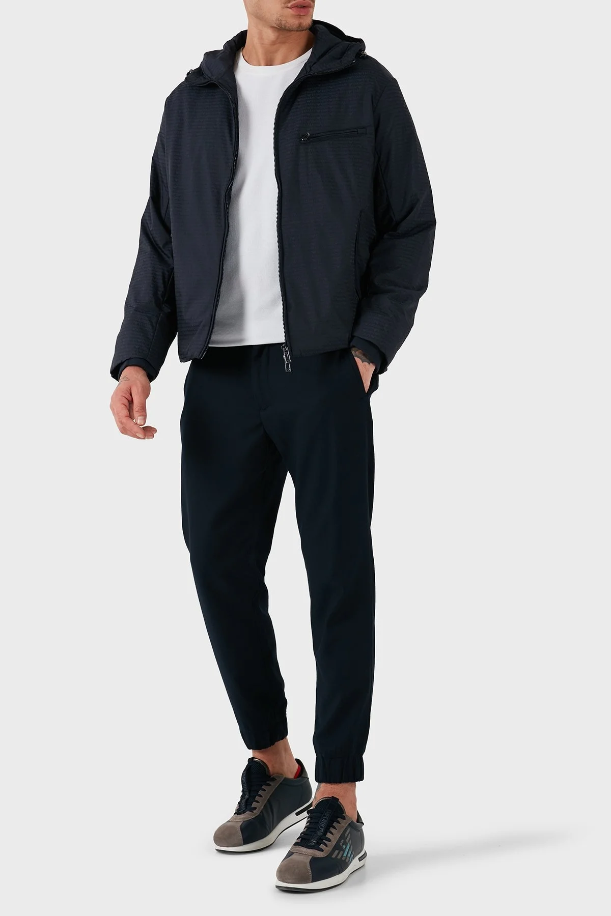 Emporio Armani Jakarlı Dolgulu Regular Fit Kapüşonlu Erkek Mont 6D1B64 1NNXZ 0920 LACİVERT - 3