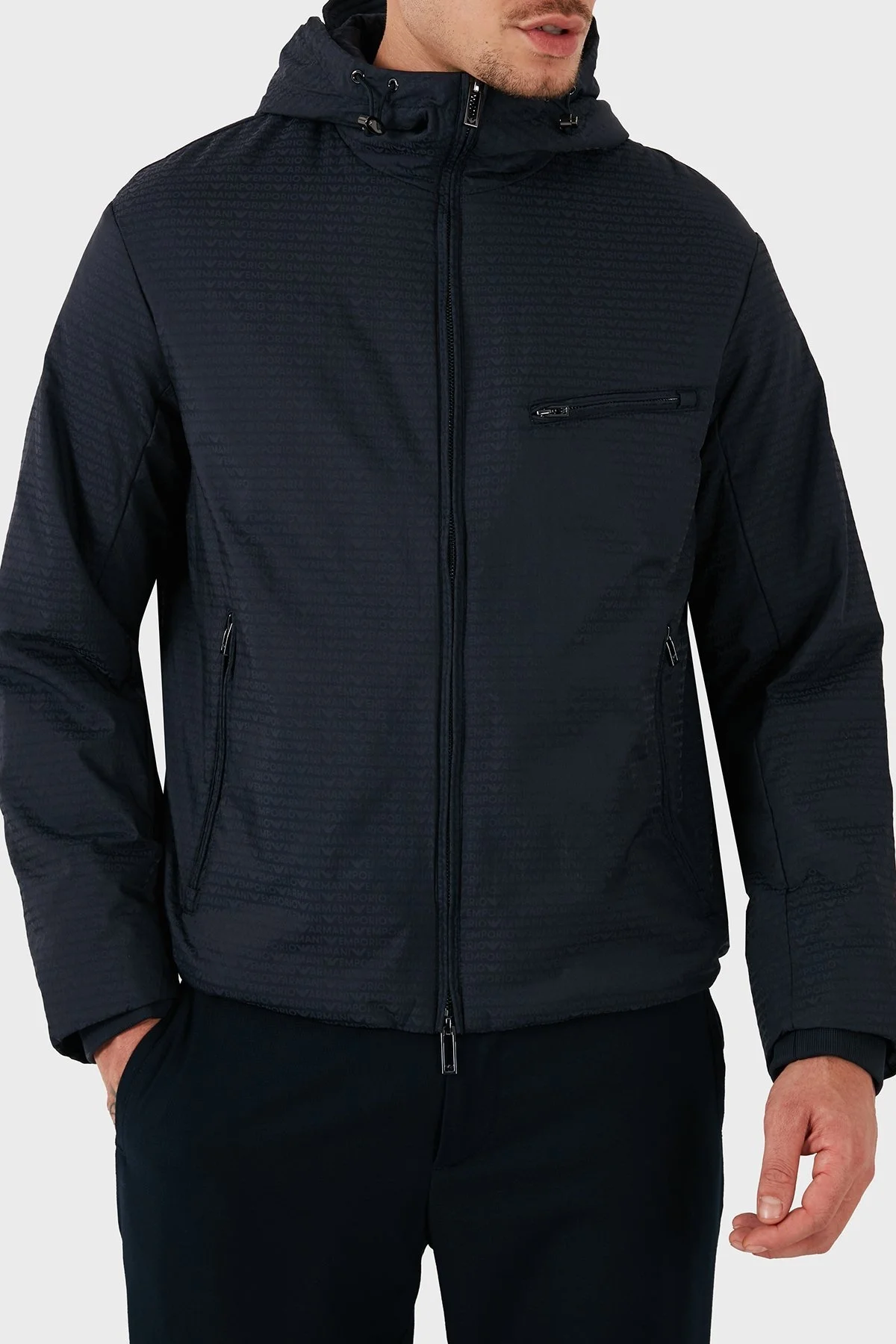 Emporio Armani Jakarlı Dolgulu Regular Fit Kapüşonlu Erkek Mont 6D1B64 1NNXZ 0920 LACİVERT - 4