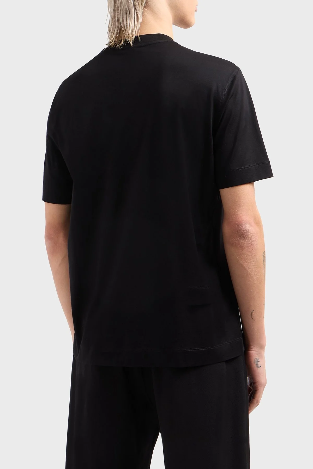 Emporio Armani Jakarlı Logo Baskılı % 100 Pamuk Regular Fit Sıfır Yaka Erkek T Shirt EM000943 AF10762 FC158 SİYAH - 3