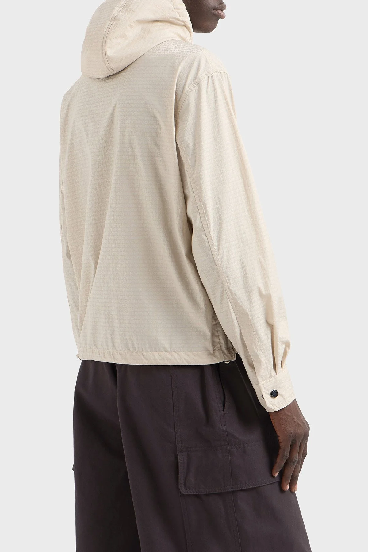 Emporio Armani Jakarlı Logo Baskılı Regular Fit Çıkarılabilir Kapüşonlu Erkek Mont EM001003 AF15384 U1098 BEJ - 3