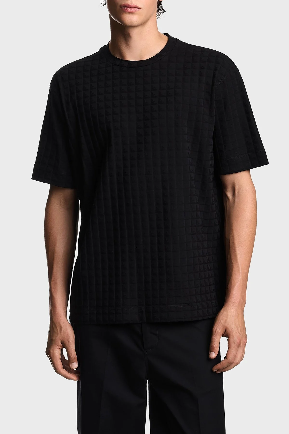 Emporio Armani Jakarlı Pamuklu Regular Fit Bisiklet Yaka Erkek T Shirt EM002967 AF10762 FC230 SİYAH - 1