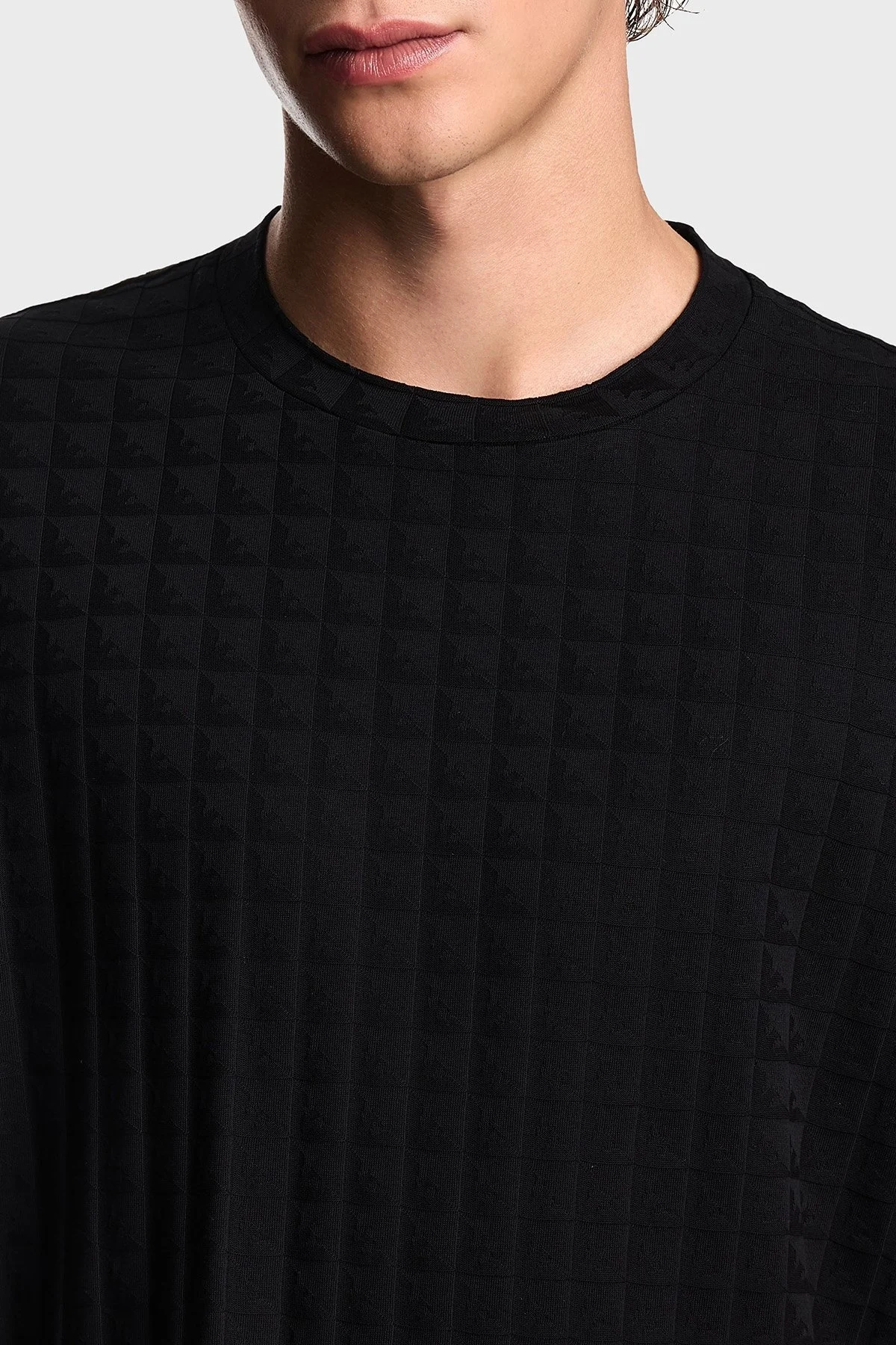 Emporio Armani Jakarlı Pamuklu Regular Fit Bisiklet Yaka Erkek T Shirt EM002967 AF10762 FC230 SİYAH - 4