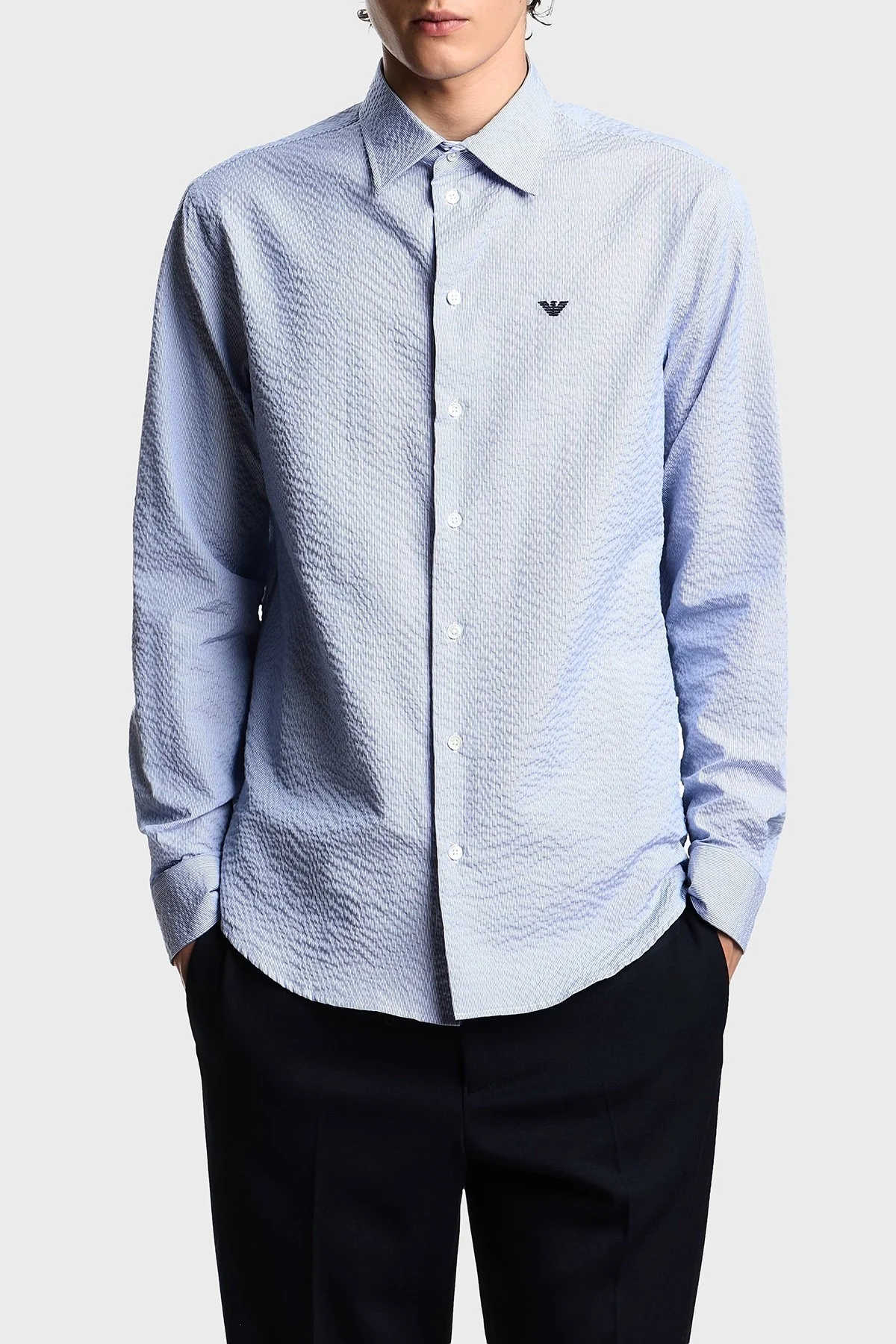 Emporio Armani Jakarlı Pamuklu Regular Fit Klasik Yaka Erkek Gömlek EM000099 TE16993 F9026 AÇIK MAVİ - 1