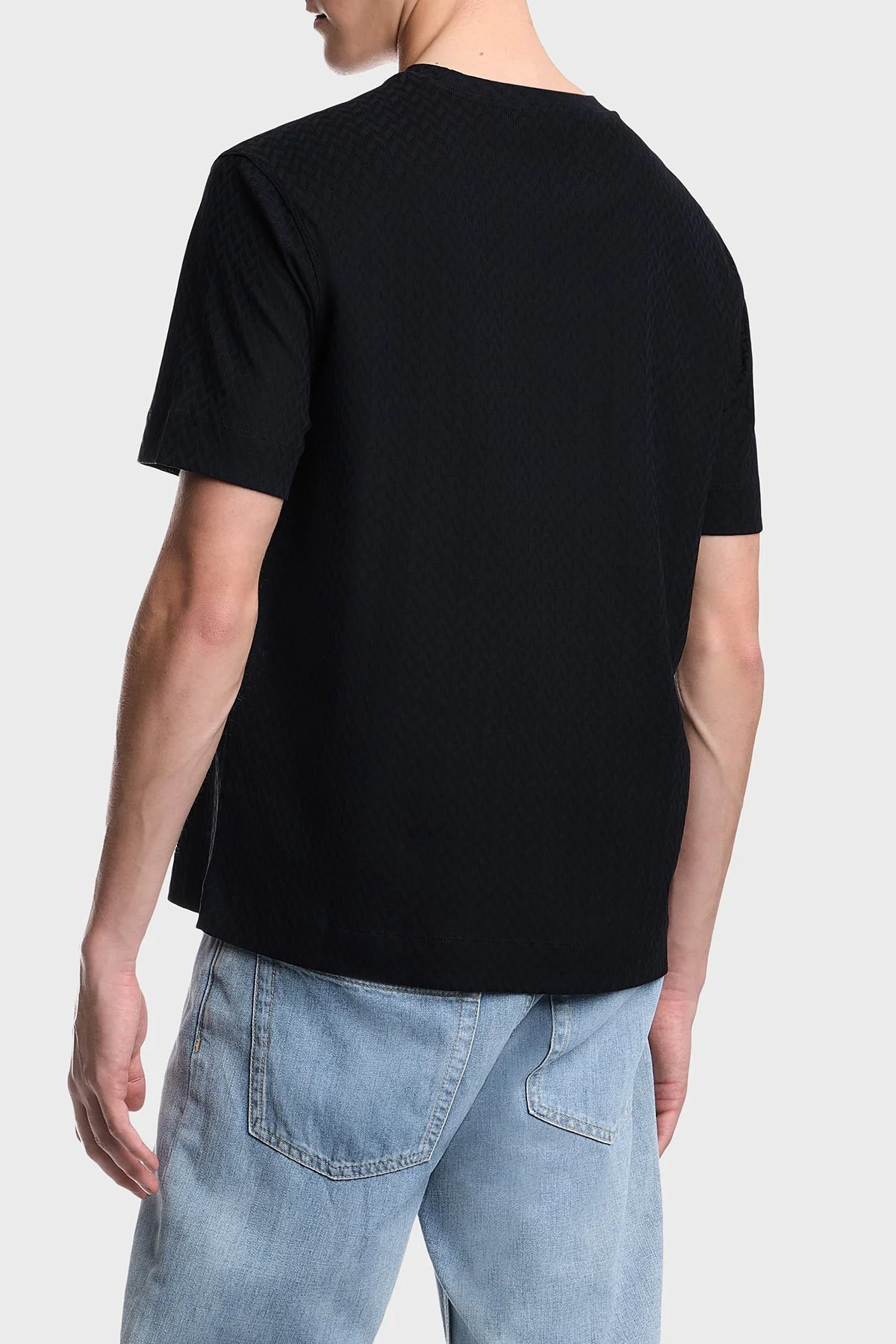 Emporio Armani Jakarlı Regular Fit Bisiklet Yaka Erkek T Shirt EM007038 AF10762 FB561 Lacivert - 3