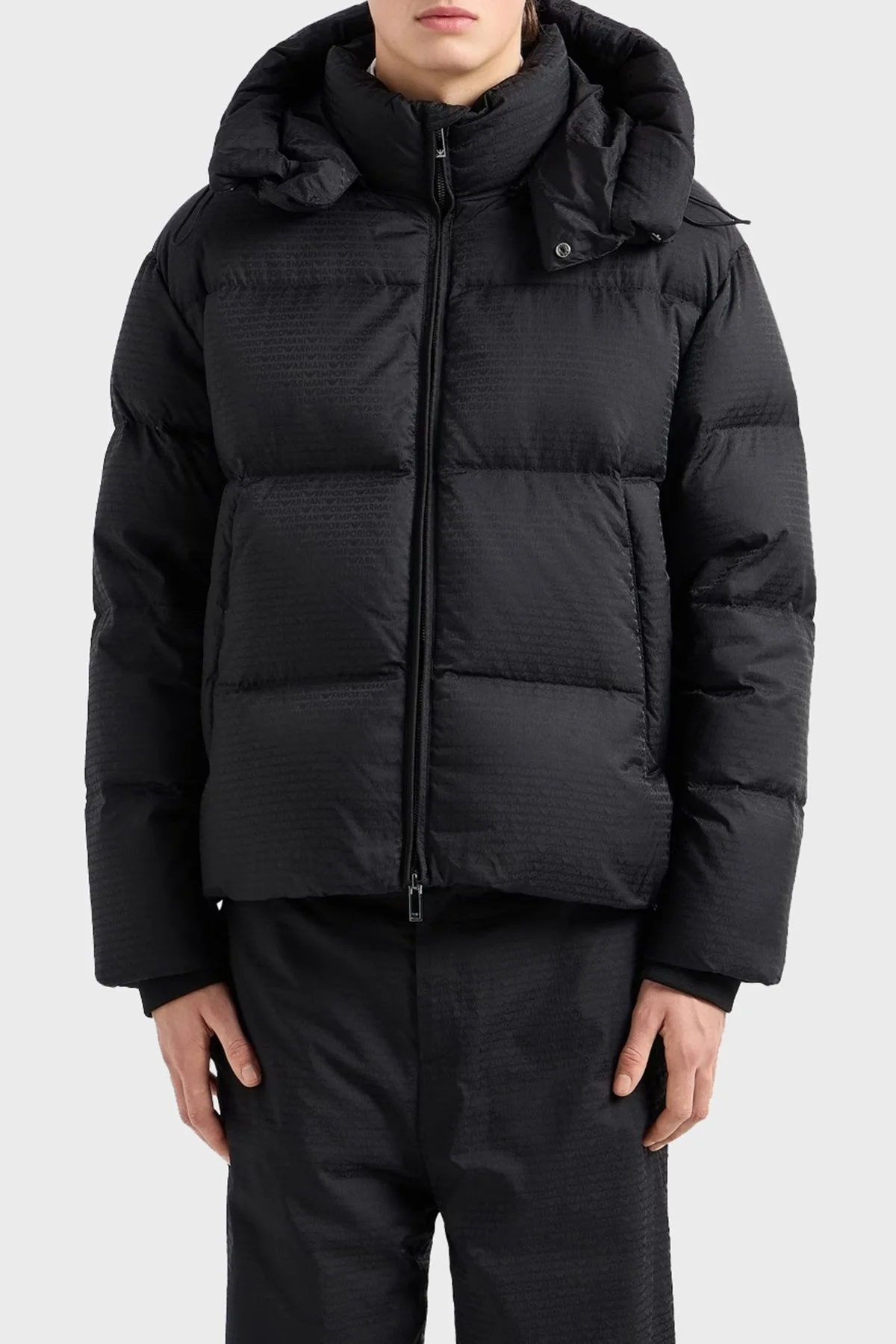 Emporio Armani Jakarlı Regular Fit Kuş Tüyü Dolgulu Çıkarılabilir Kapüşonlu Şişme Erkek Mont 6D1BC3 1NNXZ 0999 SİYAH - 1