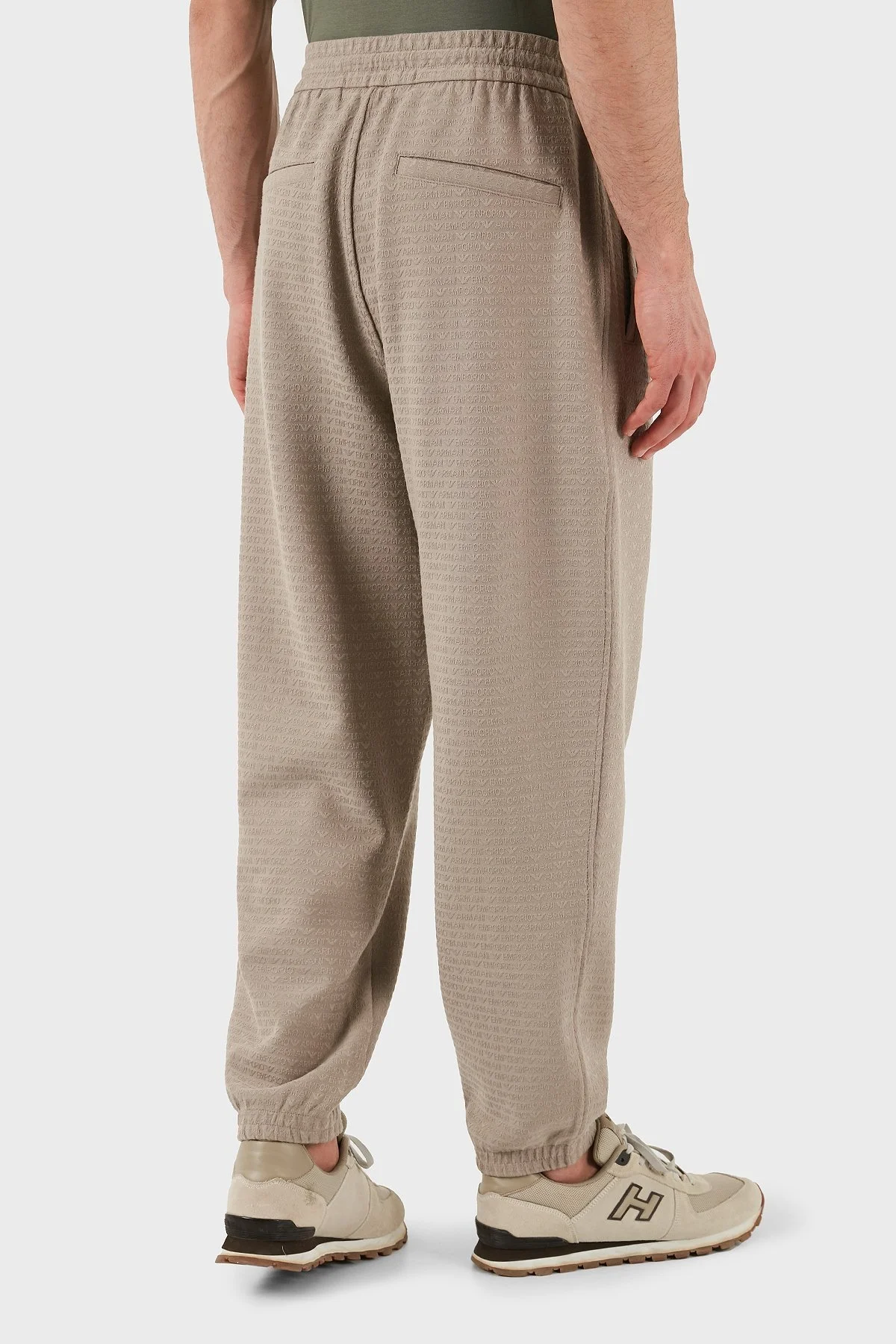 Emporio Armani Jakarlı Streç Pamuklu Regular Fit Yüksek Bel Lastikli Paça Jogger Erkek Pantolon EM001106 AF13700 U6107 BEJ - 6