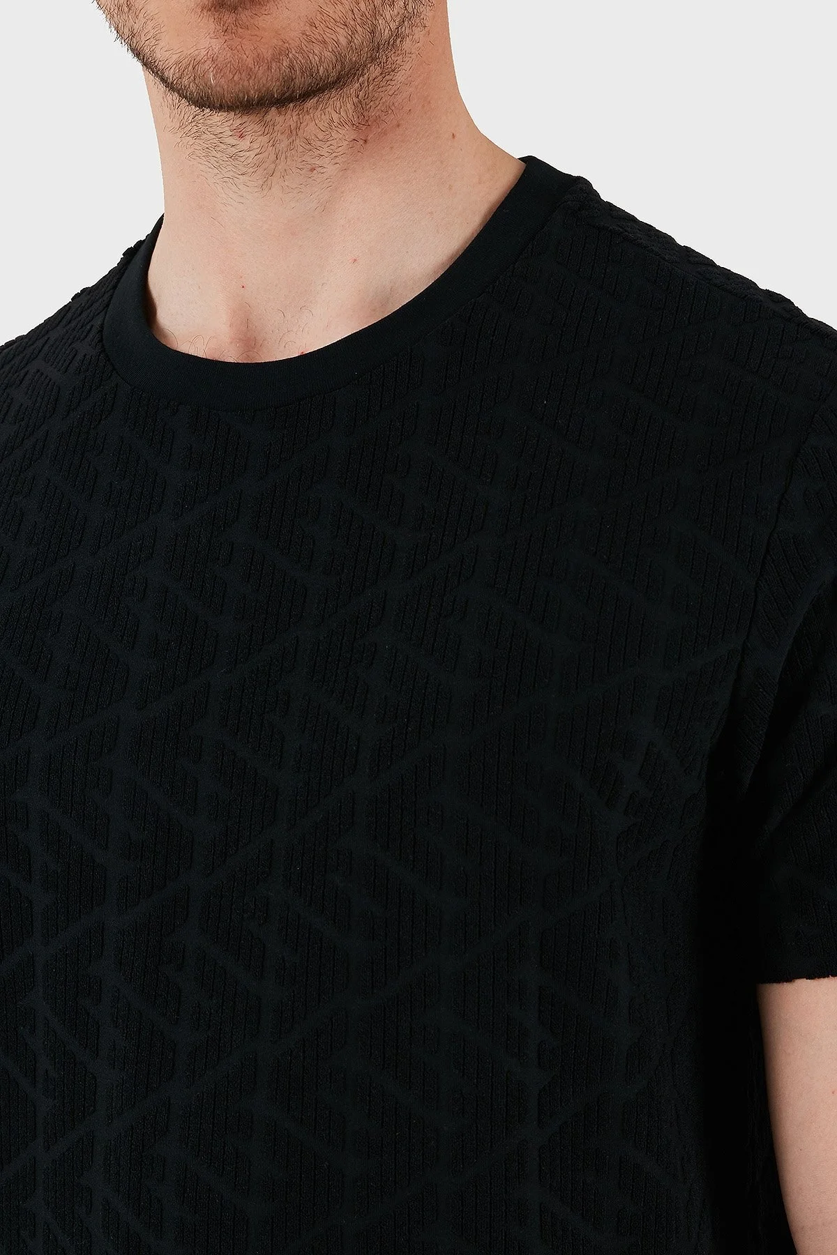 Emporio Armani Kabartma Logolu Regular Fit Bisiklet Yaka Erkek T Shirt EM000692 AF12362 UC001 SİYAH - 6