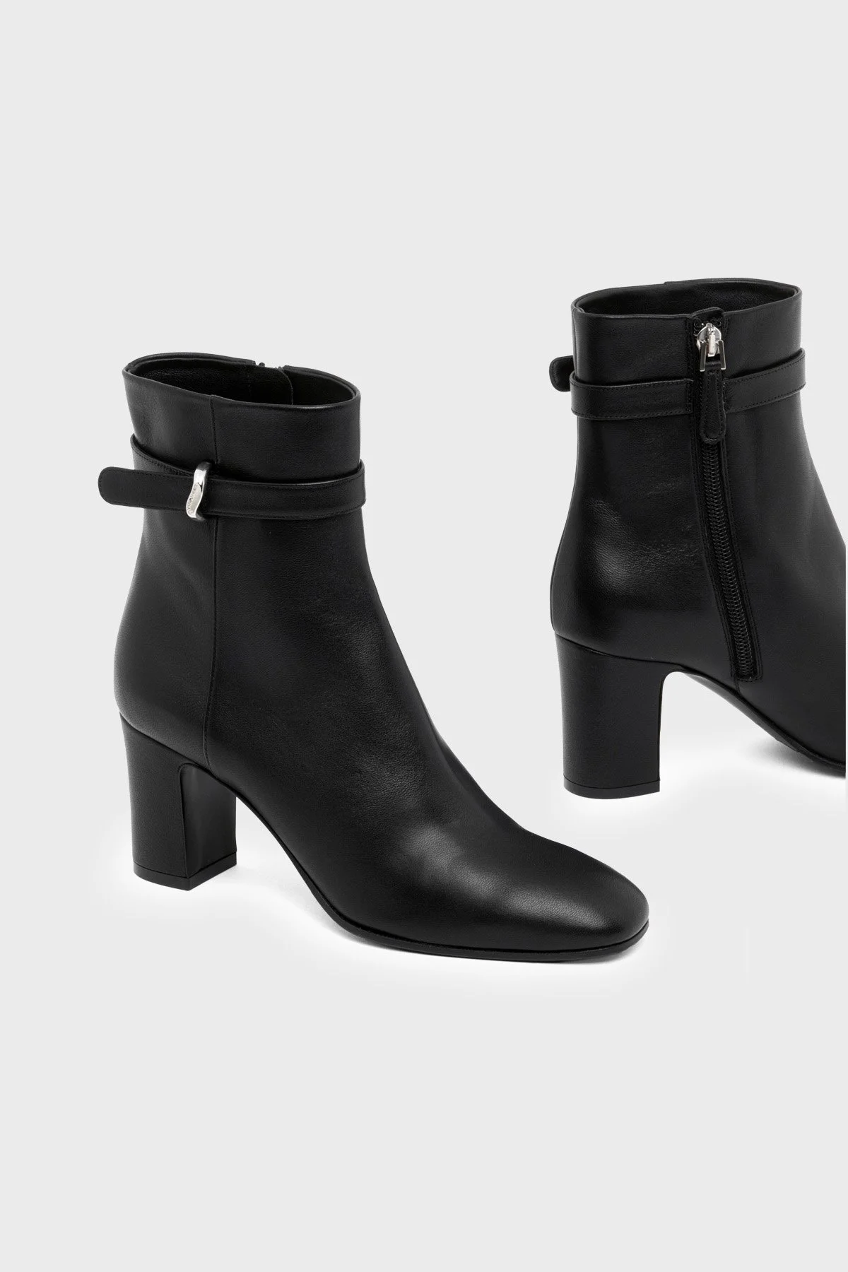 Emporio Armani Kalın Topuklu Deri Kadın Bot EW005650 AF14915 UC001 Siyah - 4