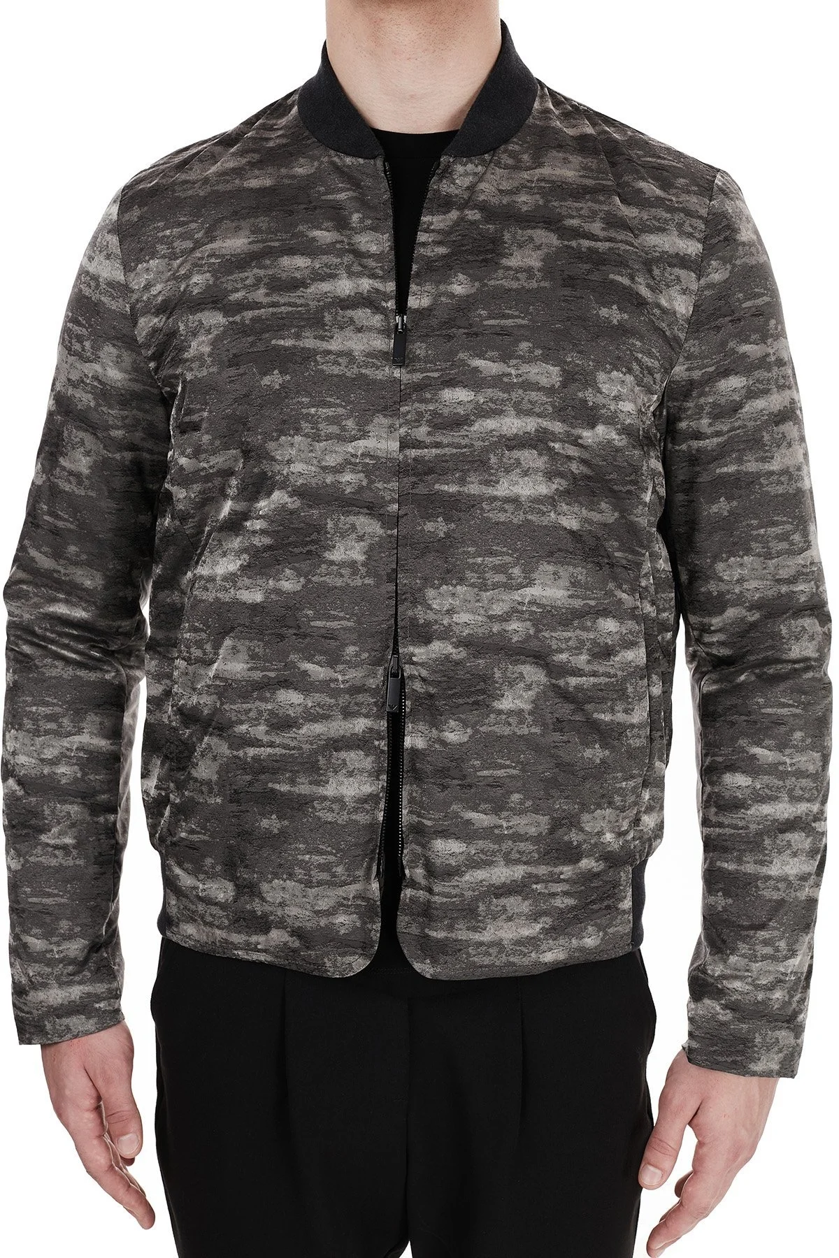 Emporio Armani Kamuflaj Desenli Dik Yaka Cepli Erkek Mont 91R310 91305 630 GRİ - 6