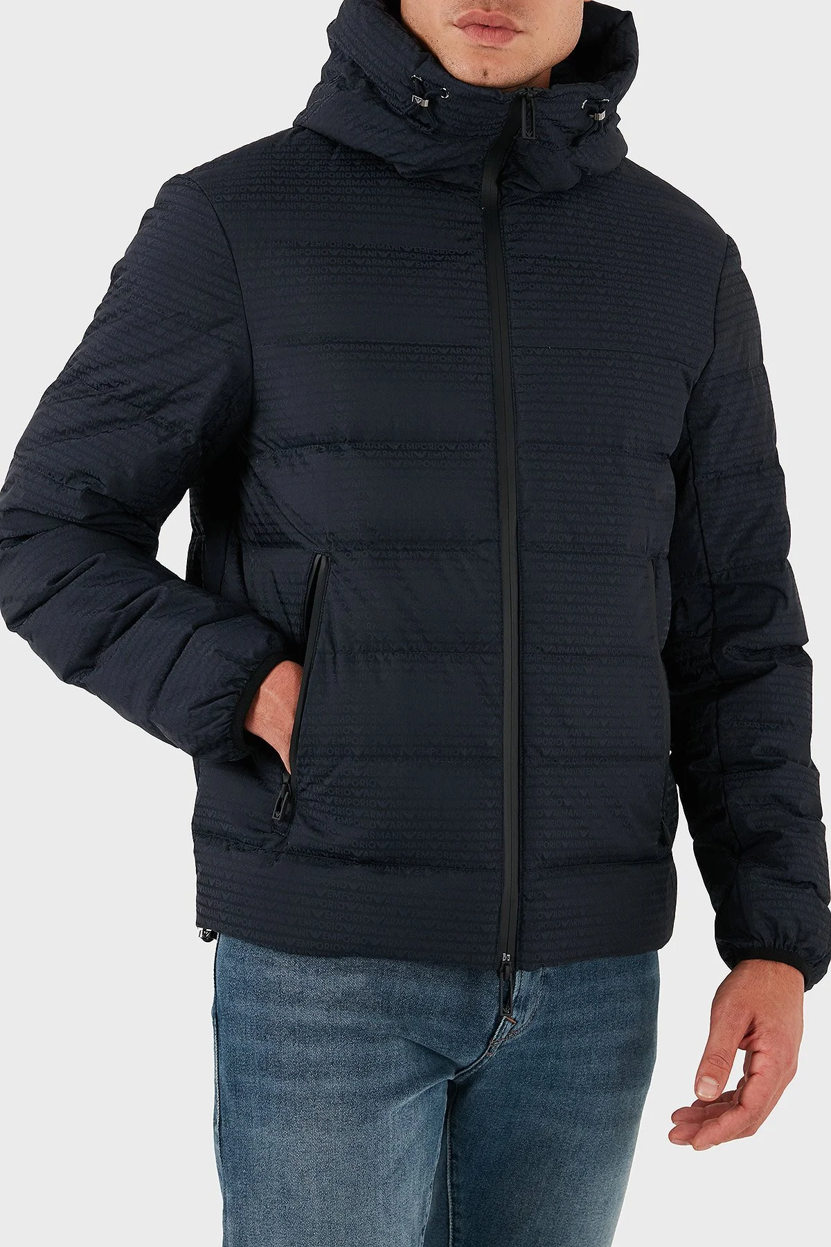 Emporio Armani Kapitoneli 4G Logolu Regular Fit Kapüşonlu Şişme Erkek Mont EM003043 AF15384 UB118 LACİVERT - 5