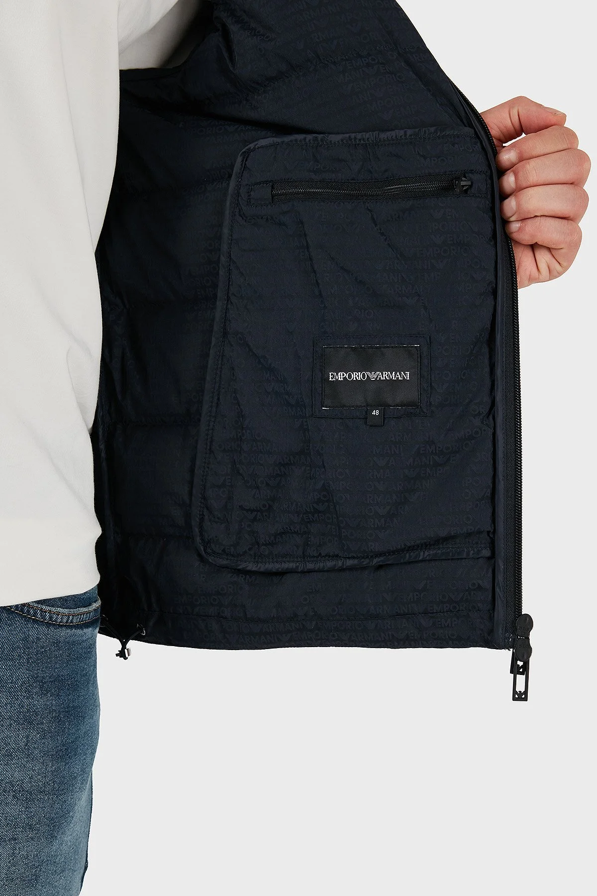 Emporio Armani Kapitoneli 4G Logolu Regular Fit Kapüşonlu Şişme Erkek Mont EM003043 AF15384 UB118 LACİVERT - 7