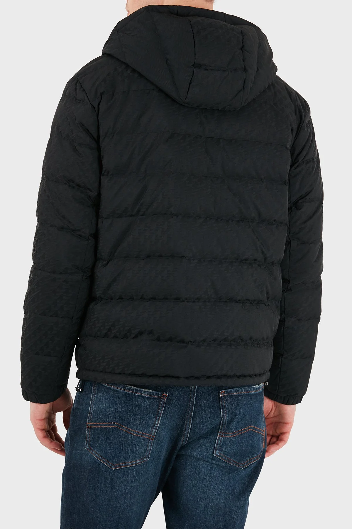 Emporio Armani Kapitoneli Kuş Tüyü Dolgulu Çift Taraflı Erkek Mont EM006732 AF28007 FC043 Siyah-beyaz - 3