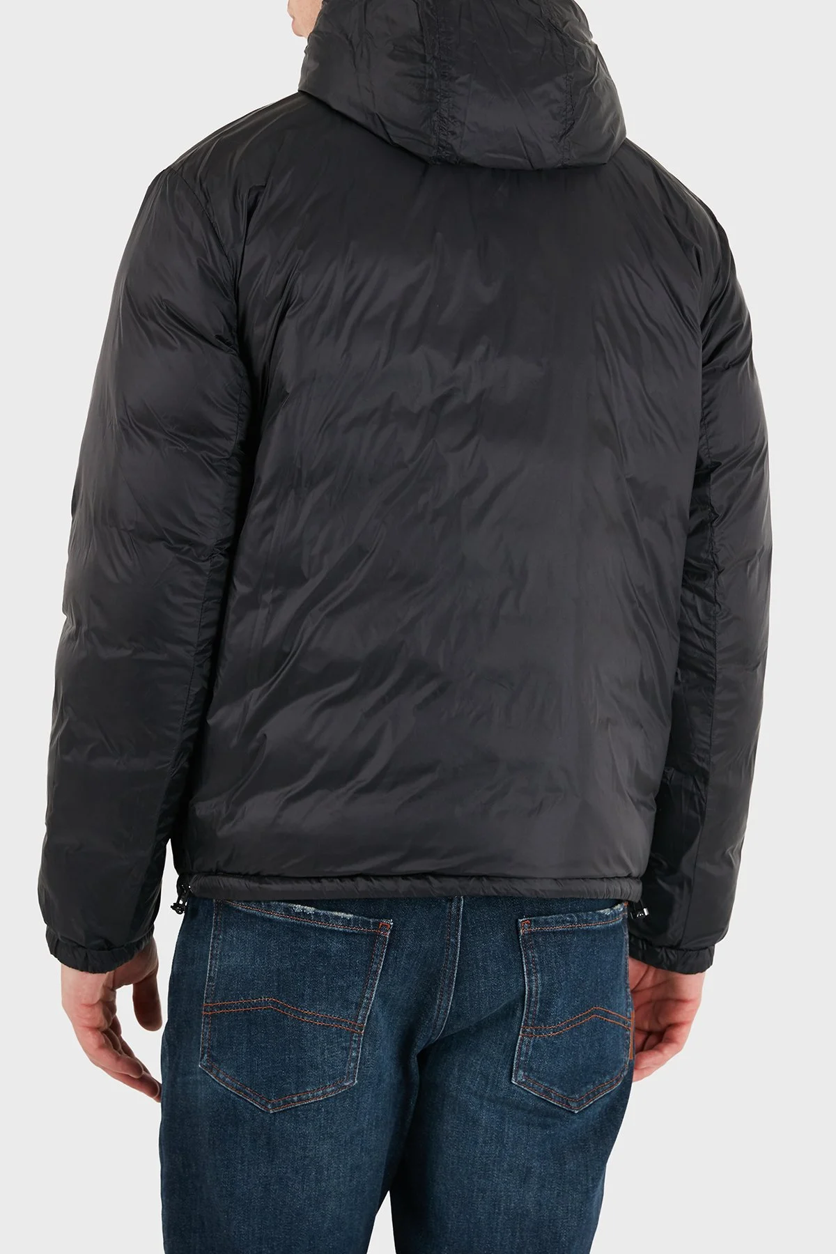 Emporio Armani Kapitoneli Kuş Tüyü Dolgulu Çift Taraflı Erkek Mont EM006732 AF28007 FC043 Siyah-beyaz - 4