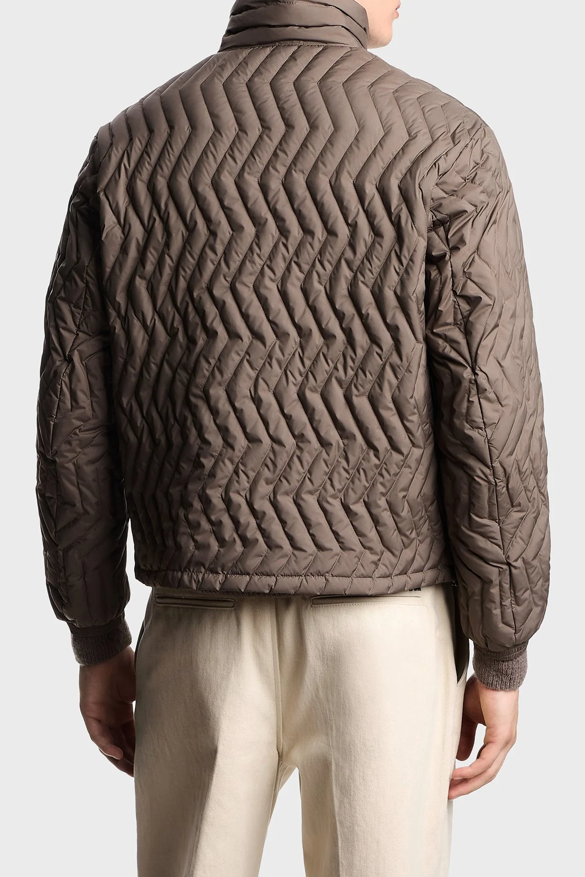 Emporio Armani Kapitoneli Kuş Tüyü Dolgulu Dik Yaka Şişme Erkek Mont EM003415 AF18231 U6189 BEJ - 3