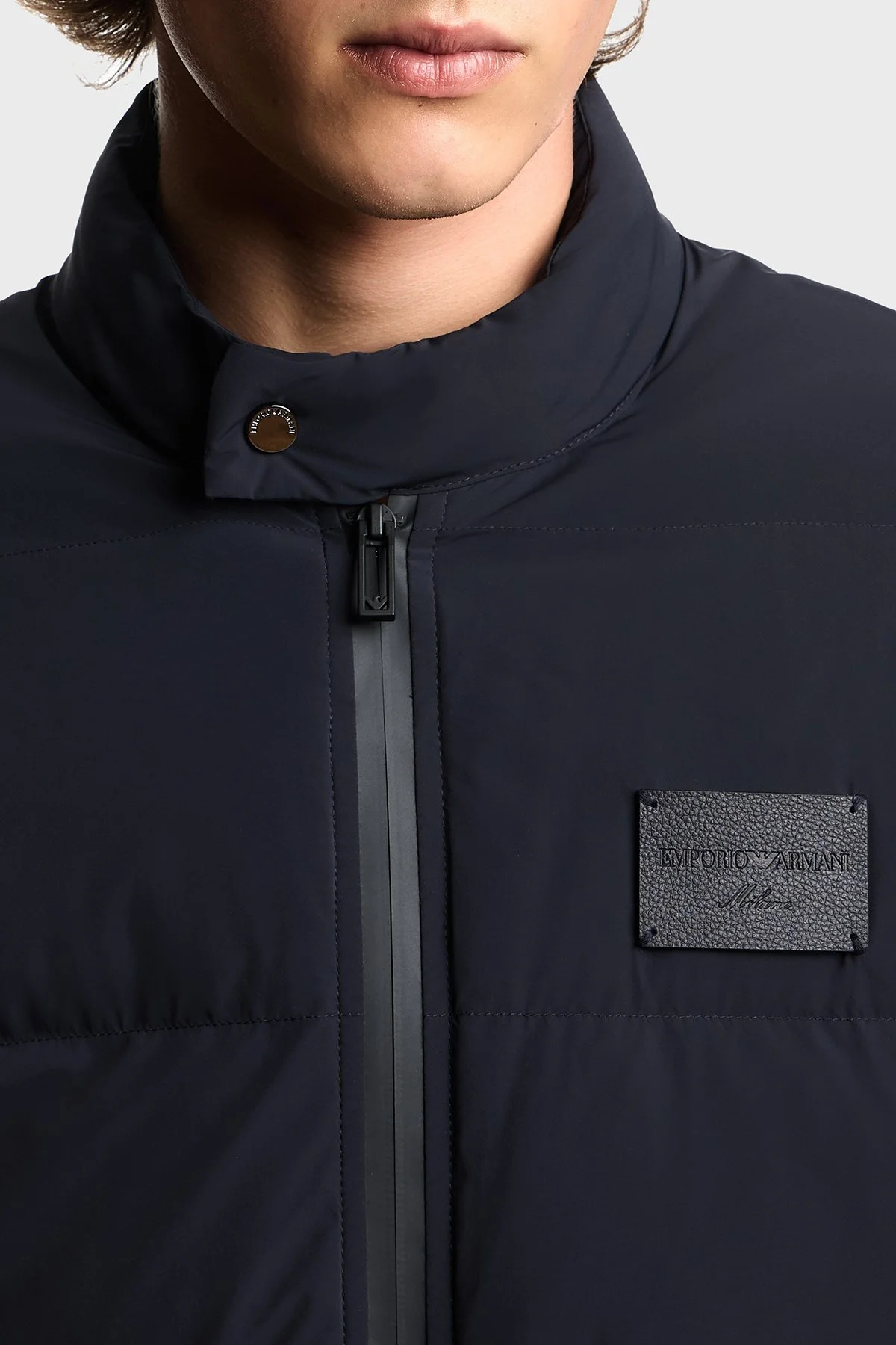 Emporio Armani Kapitoneli Logolu Regular Fit Dik Yaka Erkek Mont EM003278 AF18499 UB118 LACİVERT - 4