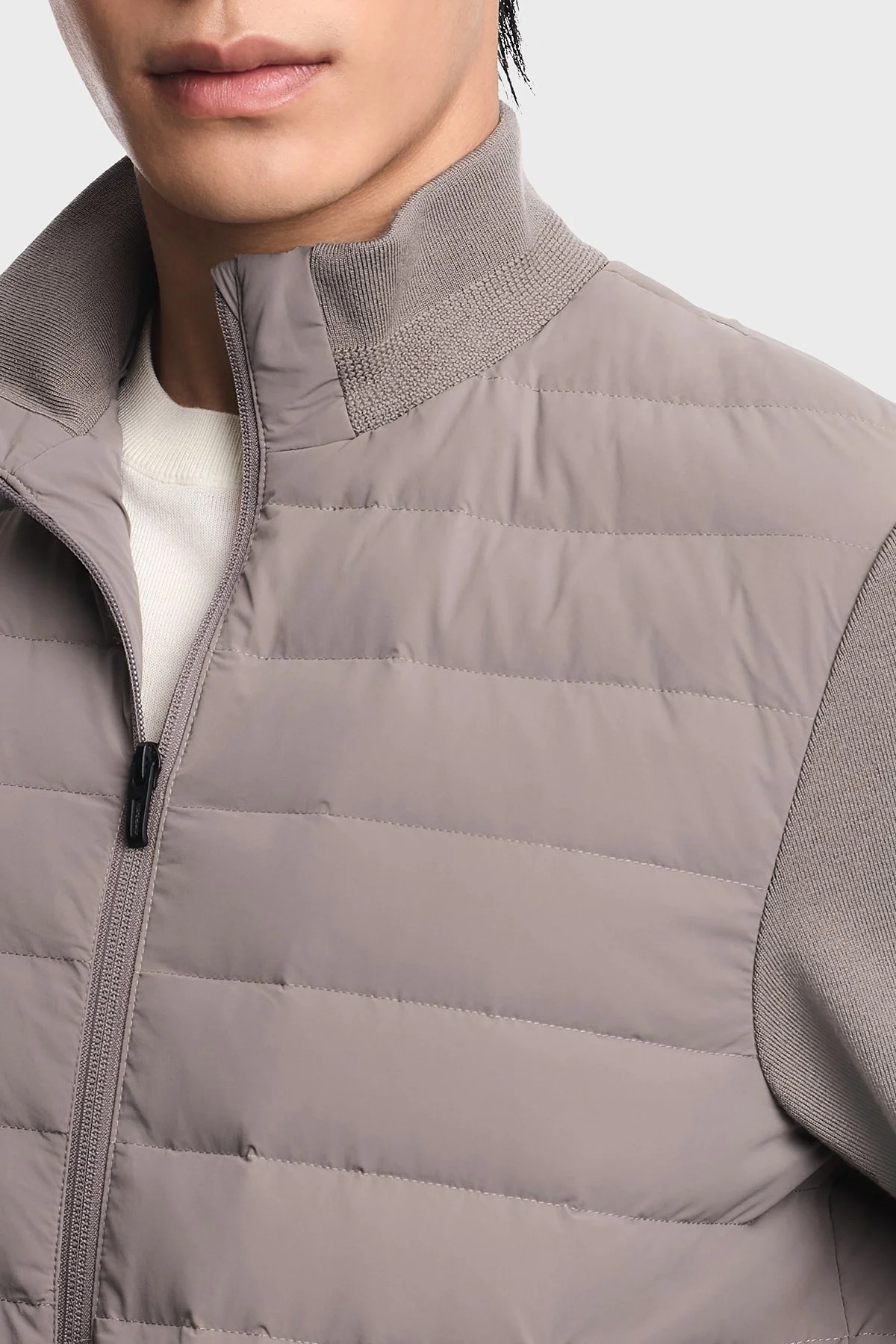 Emporio Armani Kapitoneli Regular Fit Dik Yaka Erkek Mont EM006382 AF13772 U6107 Vizon - 5