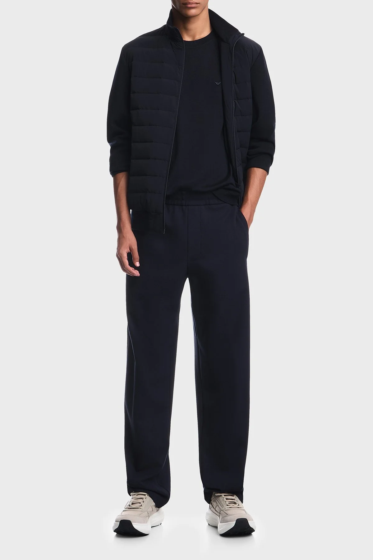Emporio Armani Kapitoneli Regular Fit Dik Yaka Erkek Mont EM006382 AF13772 UB118 Lacivert - 2
