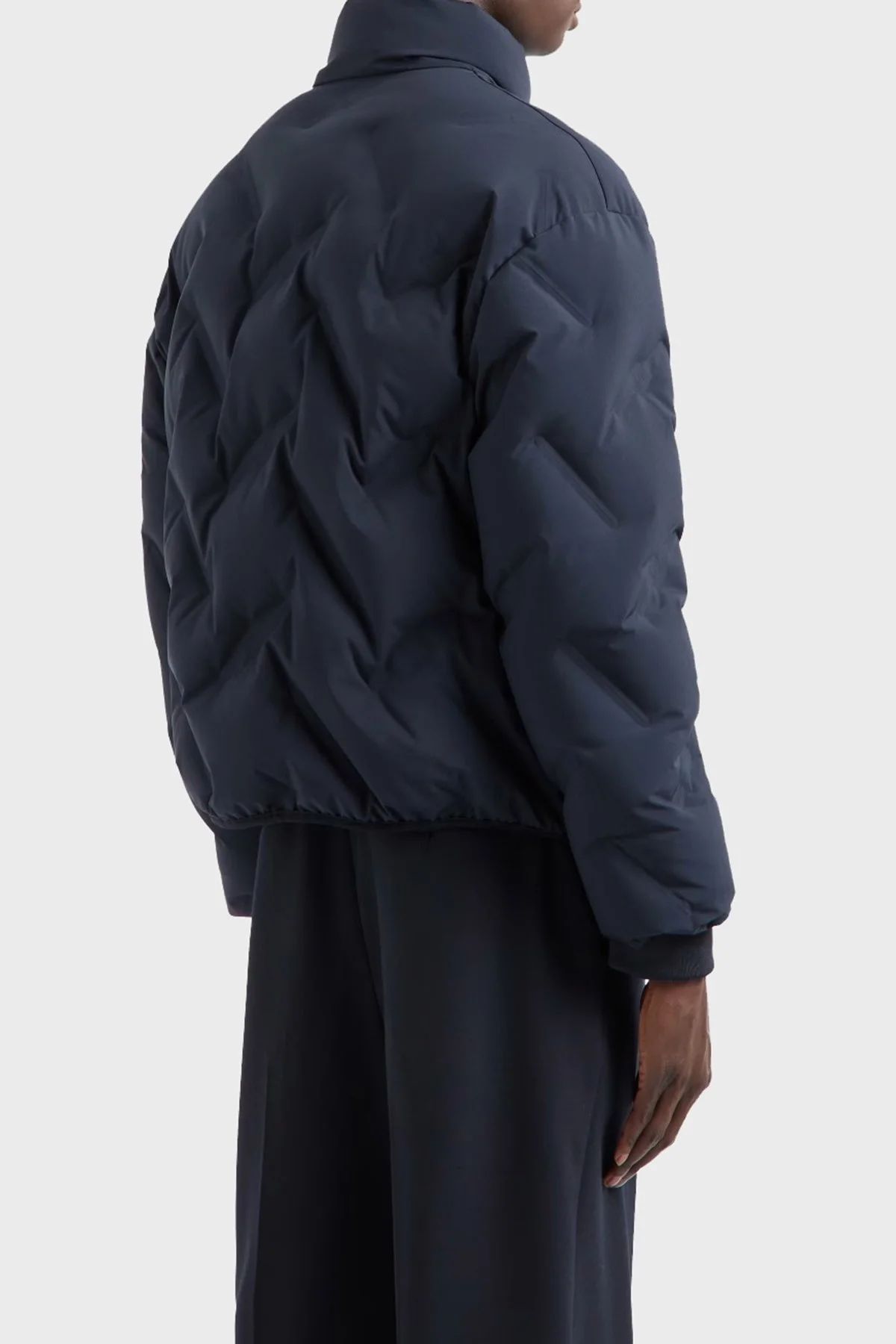 Emporio Armani Kapitoneli Regular Fit Kuş Tüyü Dolgulu Dik Yaka Kısa Şişme Erkek Mont 6D1BD6 1NUEZ 0920 LACİVERT - 3