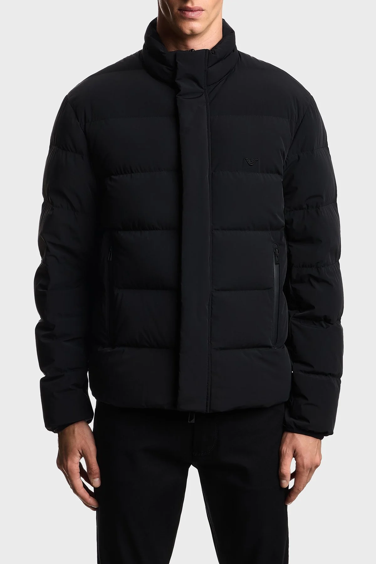 Emporio Armani Kapitoneli Su İtici Dik Yaka Şişme Erkek Mont EM004948 AF18499 UC001 Siyah - 1