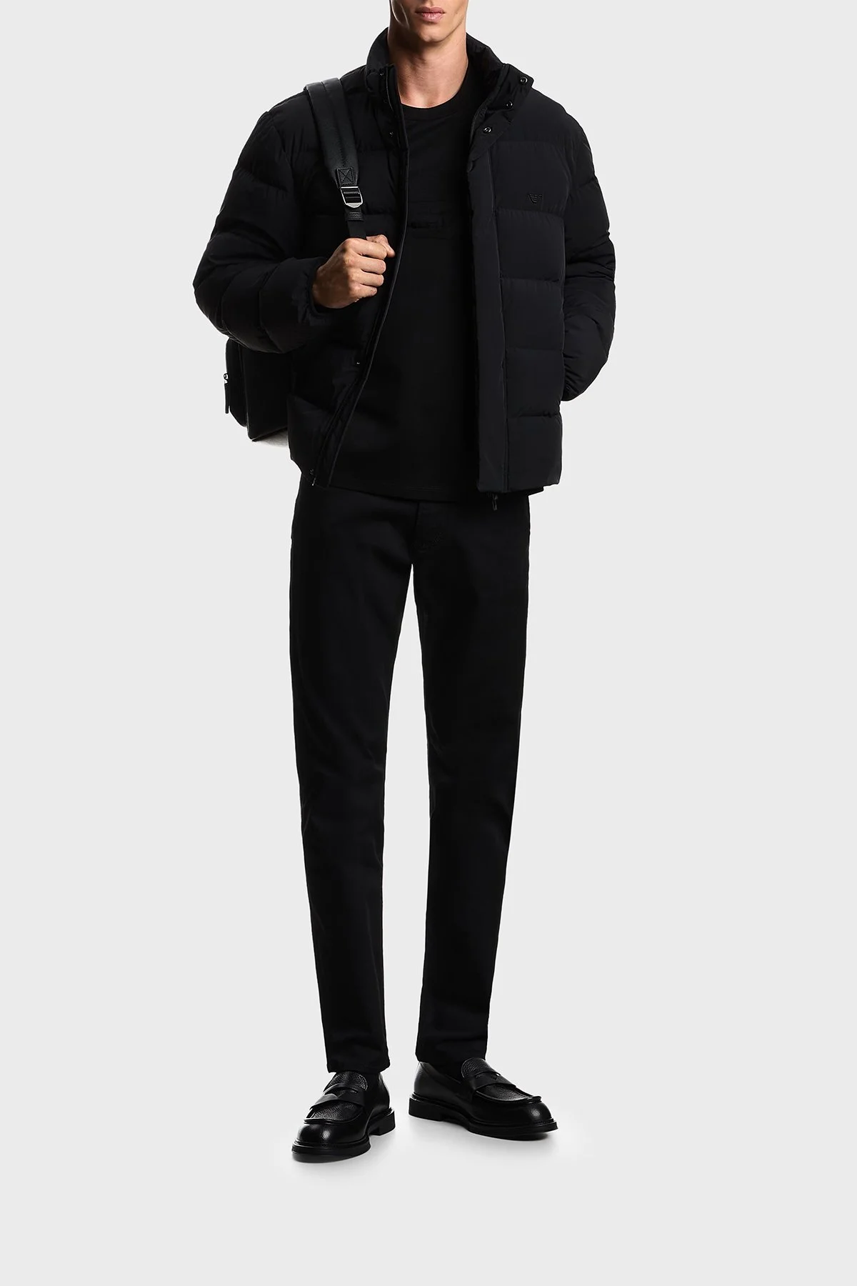 Emporio Armani Kapitoneli Su İtici Dik Yaka Şişme Erkek Mont EM004948 AF18499 UC001 Siyah - 2