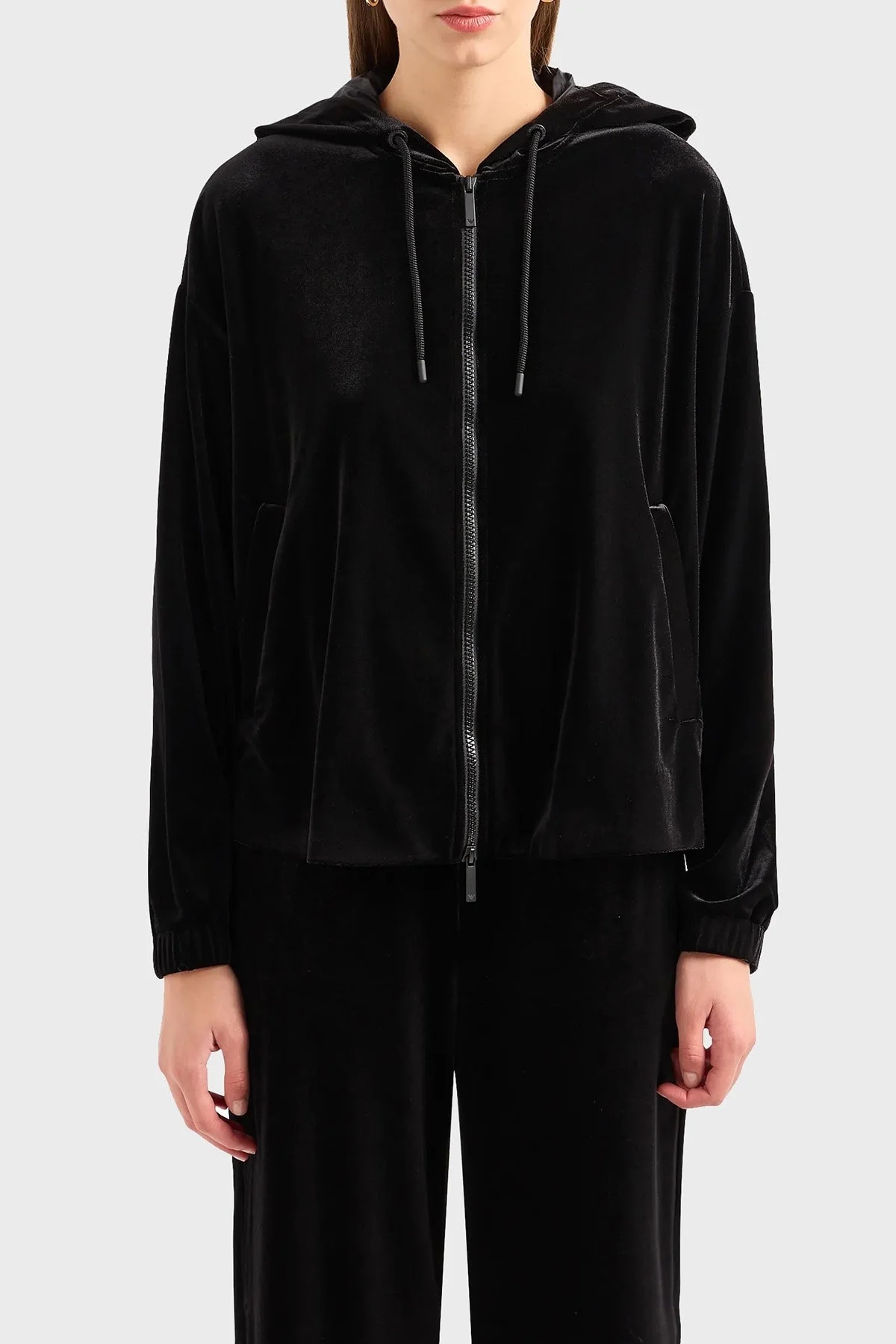 Emporio Armani Kapüşonlu Cepli Fermuarlı Şönil Bayan Sweat 6R2M6G 2JVZZ 0999 SİYAH - 1