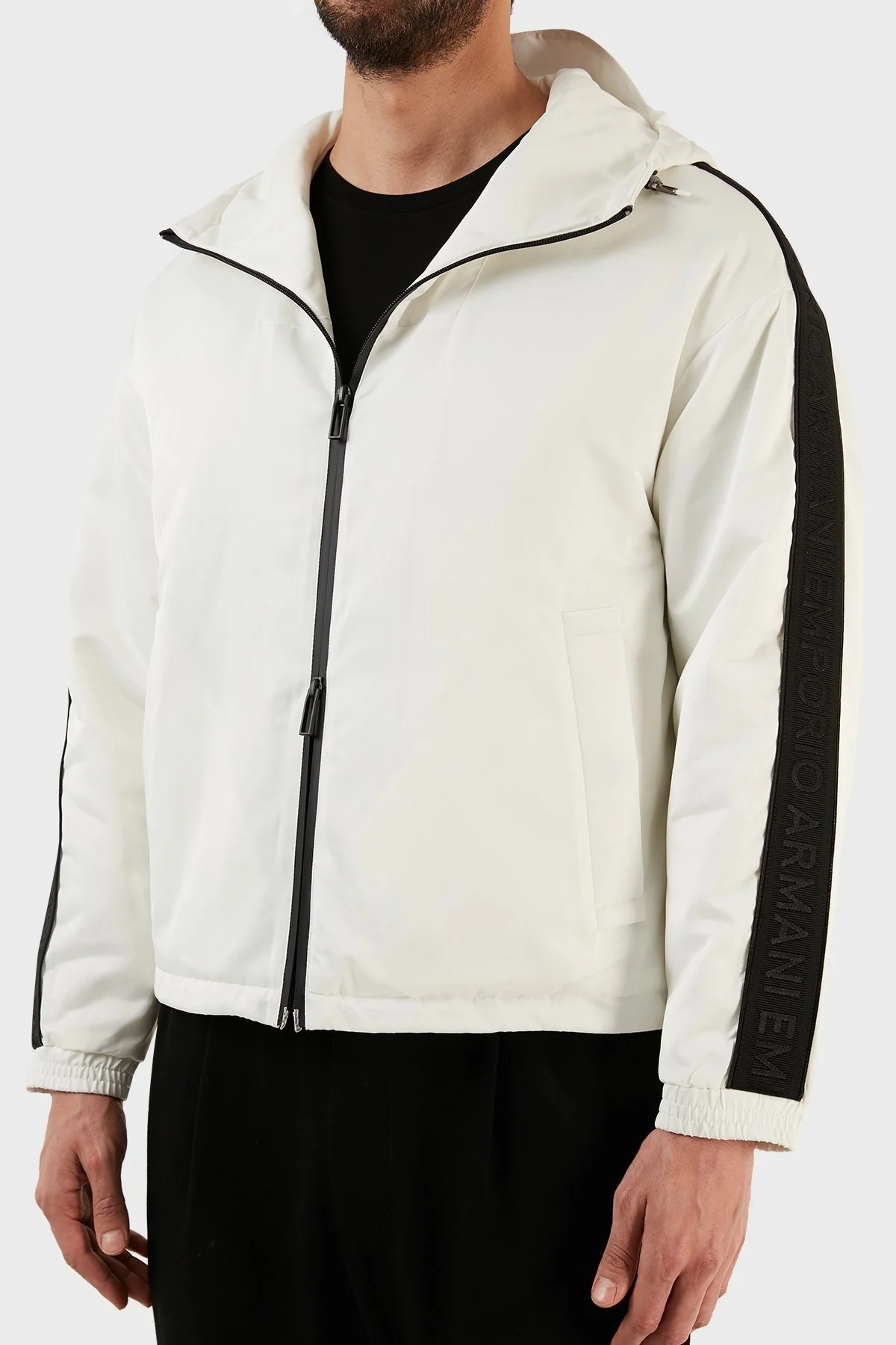Emporio Armani Kapüşonlu Fermuarlı Cepli Regular Fit Erkek Mont 3R1BD1 1NRYZ 0101 BEYAZ - 3