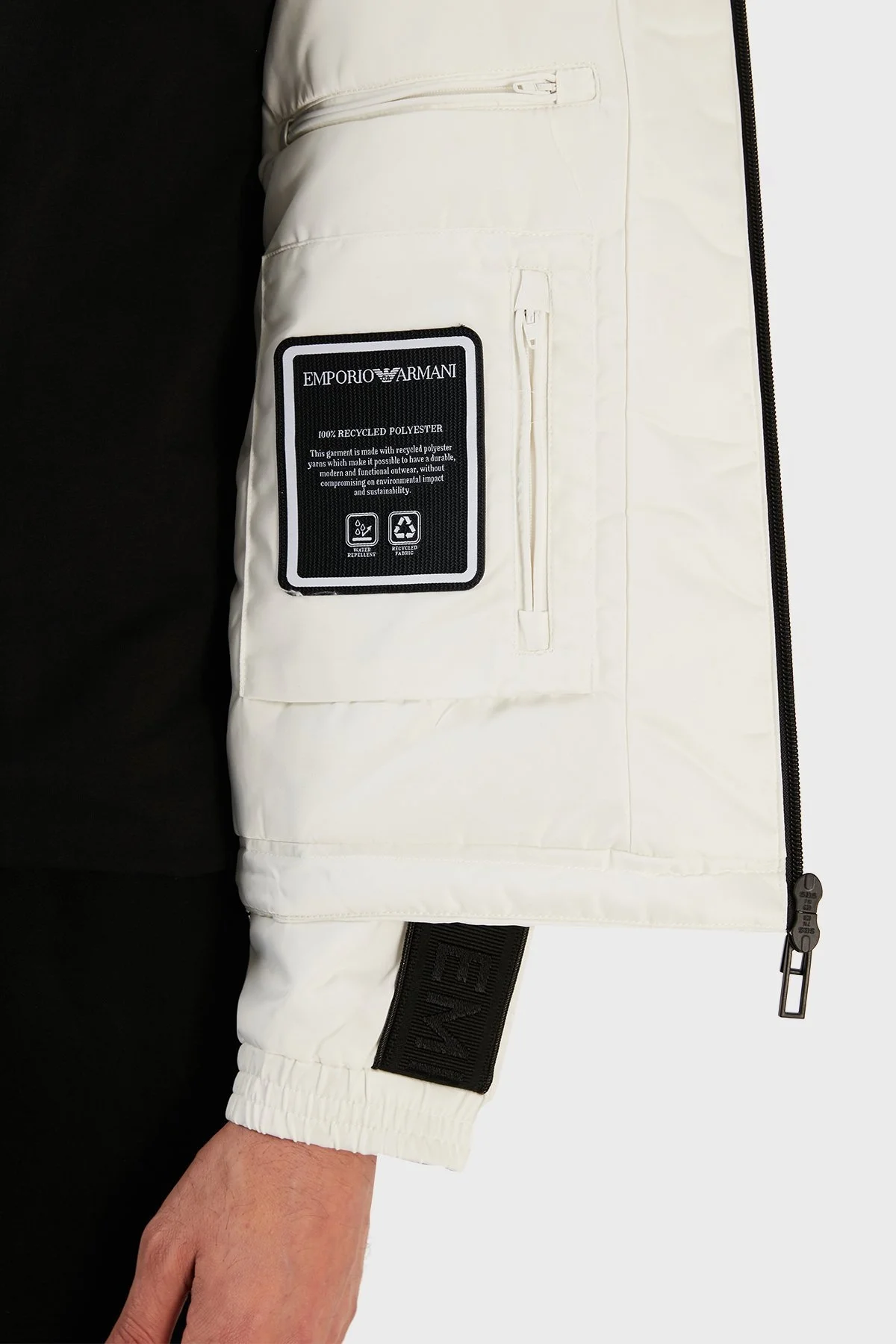 Emporio Armani Kapüşonlu Fermuarlı Cepli Regular Fit Erkek Mont 3R1BD1 1NRYZ 0101 BEYAZ - 5