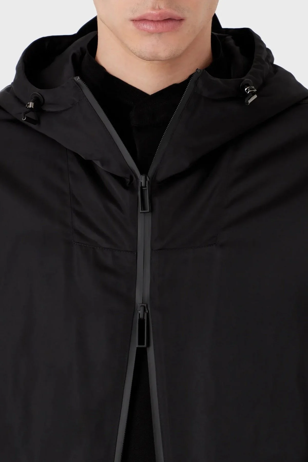 Emporio Armani Kapüşonlu Fermuarlı Cepli Regular Fit Erkek Mont 3R1BD1 1NRYZ 0999 SİYAH - 2