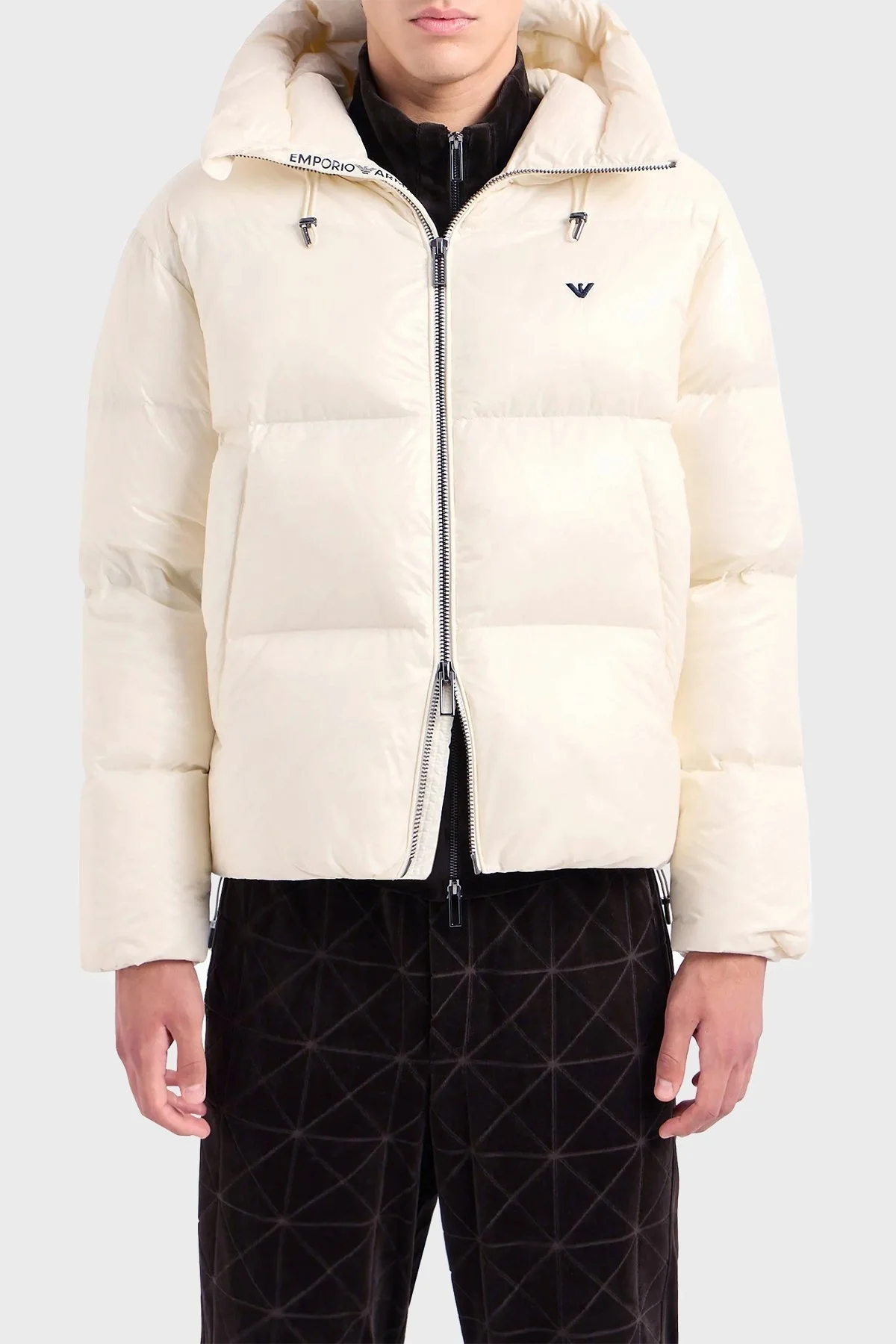 Emporio Armani Kapüşonlu Kuş Tüyü Dolgulu Su İtici Şişme Erkek Mont 6R1B97 1NKZZ 0128 VANİLYA - 1