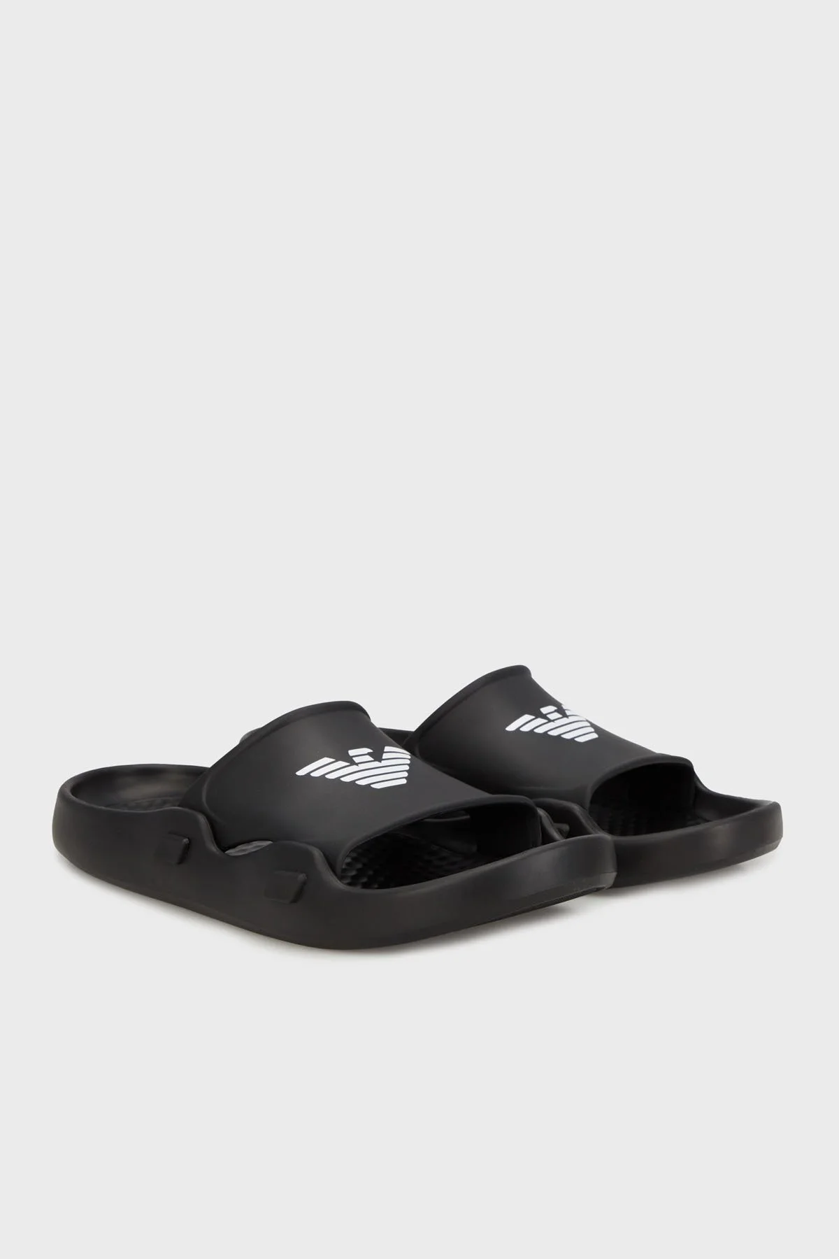 Emporio Armani Kartal Logolu Unisex Terlik XVPS15 XD444 N349 SİYAH-BEYAZ - 7