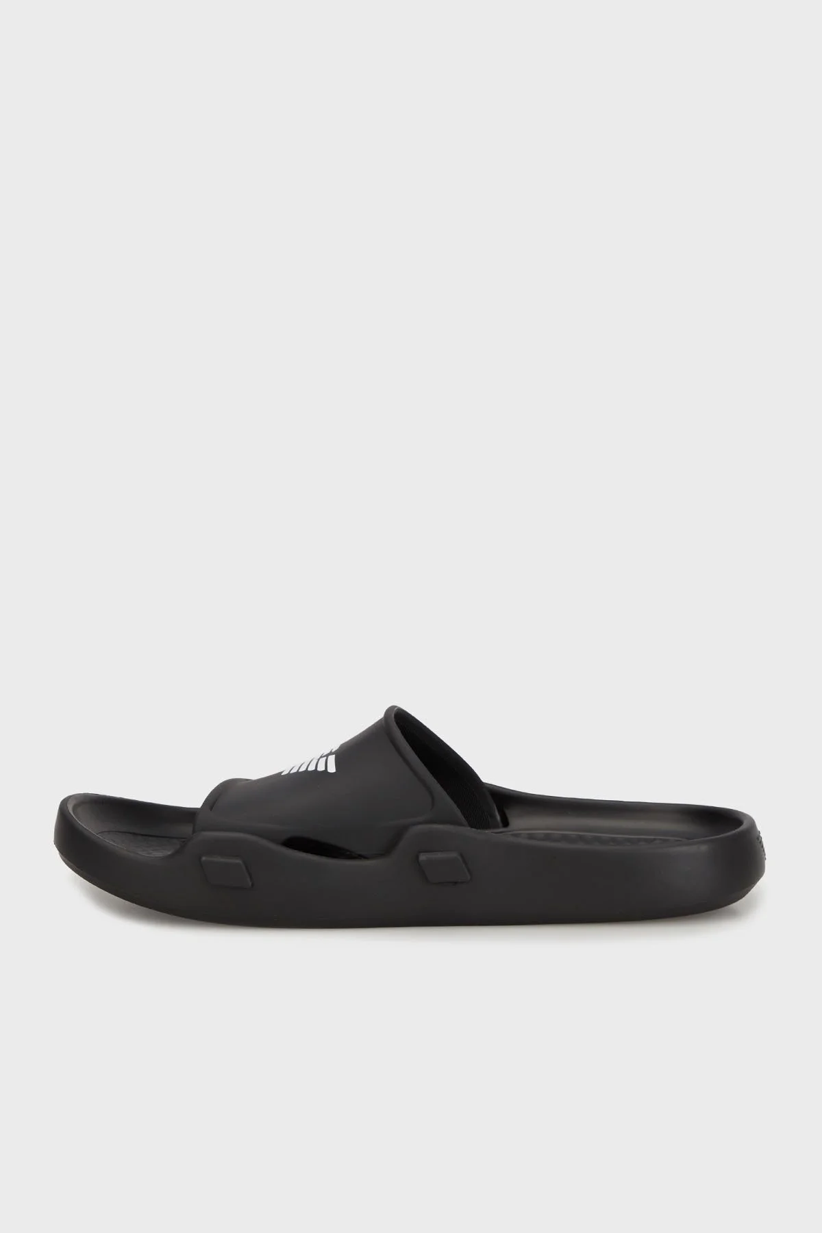 Emporio Armani Kartal Logolu Unisex Terlik XVPS15 XD444 N349 SİYAH-BEYAZ - 8