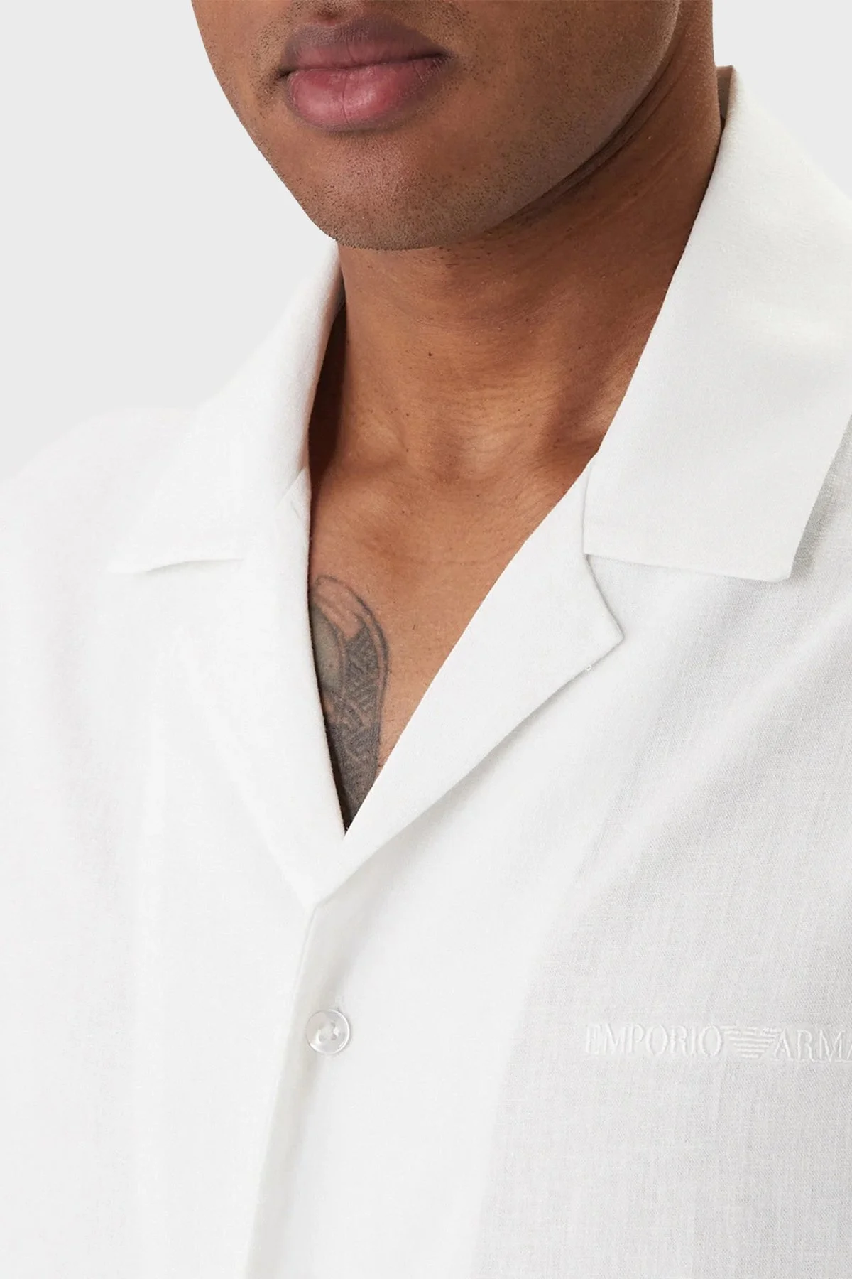 Emporio Armani Keten Karışımlı Regular Fit Kısa Kollu Erkek Gömlek EM000593 AF20590 U0002 BEYAZ - 4