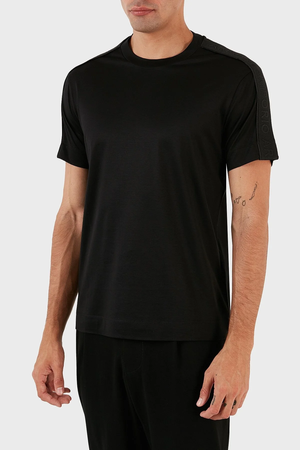 Emporio Armani Logo Bantlı Bisiklet Yaka Regular Fit Erkek T Shirt 3R1T63 1JUVZ 0999 SİYAH - 3