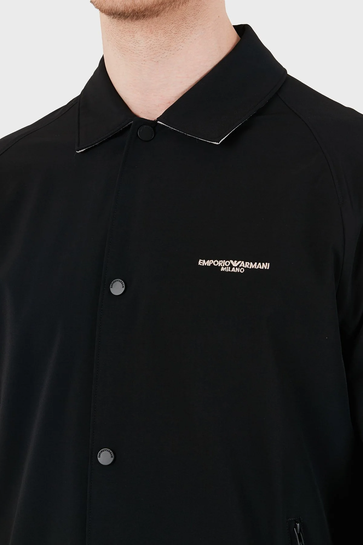 Emporio Armani Logo İşlemeli Regular Fit Klasik Yaka Erkek Mont EM004691 AF21368 UC001 SİYAH - 6