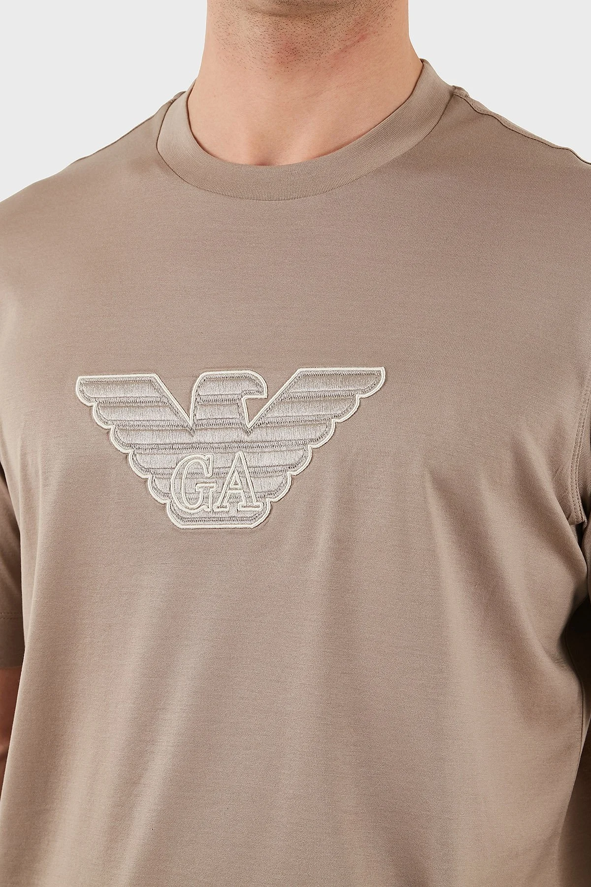 Emporio Armani Logo İşlemeli Regular Fit Pamuklu Bisiklet Yaka Erkek T Shirt EM001033 AF10017 M6116 BEJ - 6