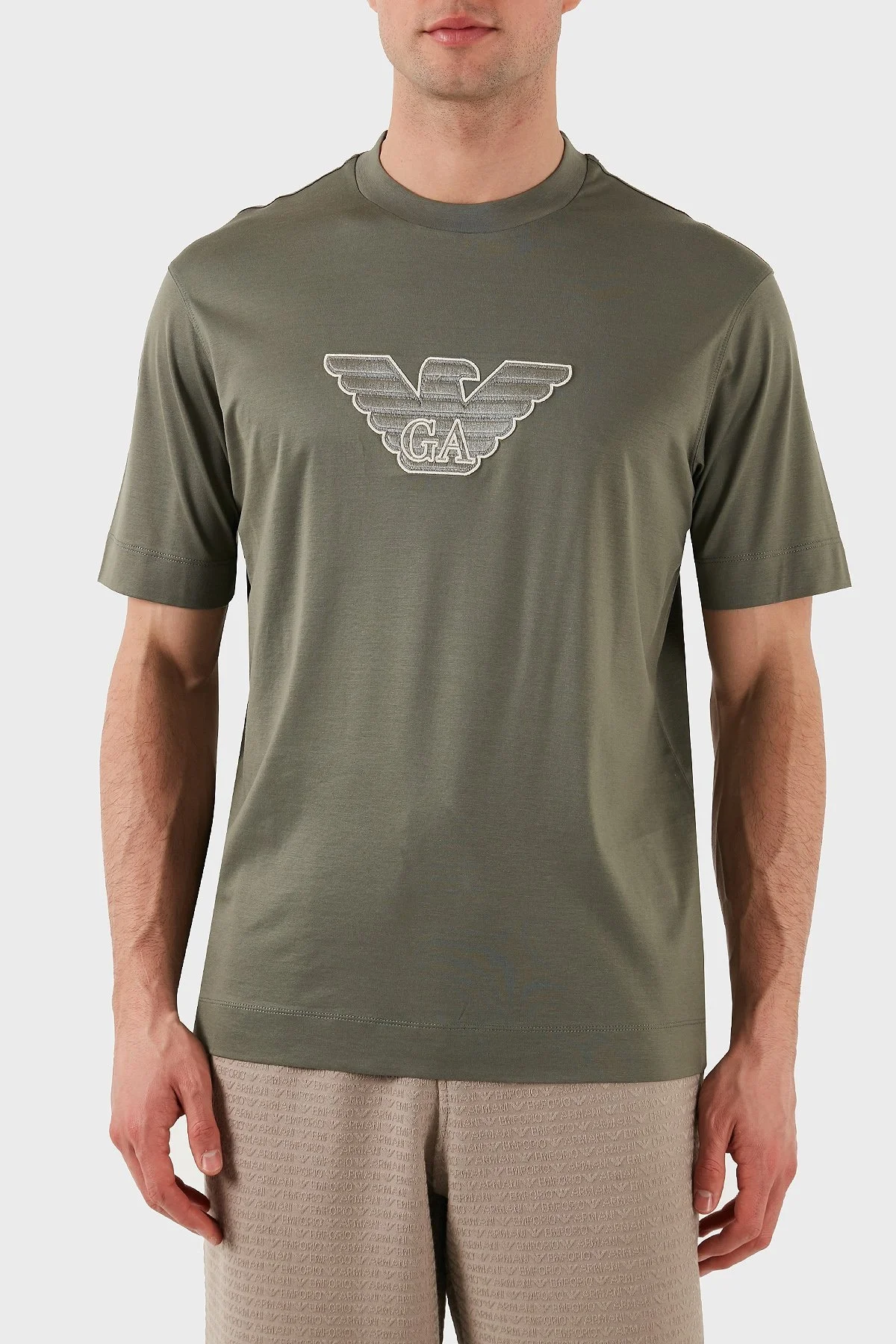 Emporio Armani Logo İşlemeli Regular Fit Pamuklu Bisiklet Yaka Erkek T Shirt EM001033 AF10017 M8129 HAKİ - 1