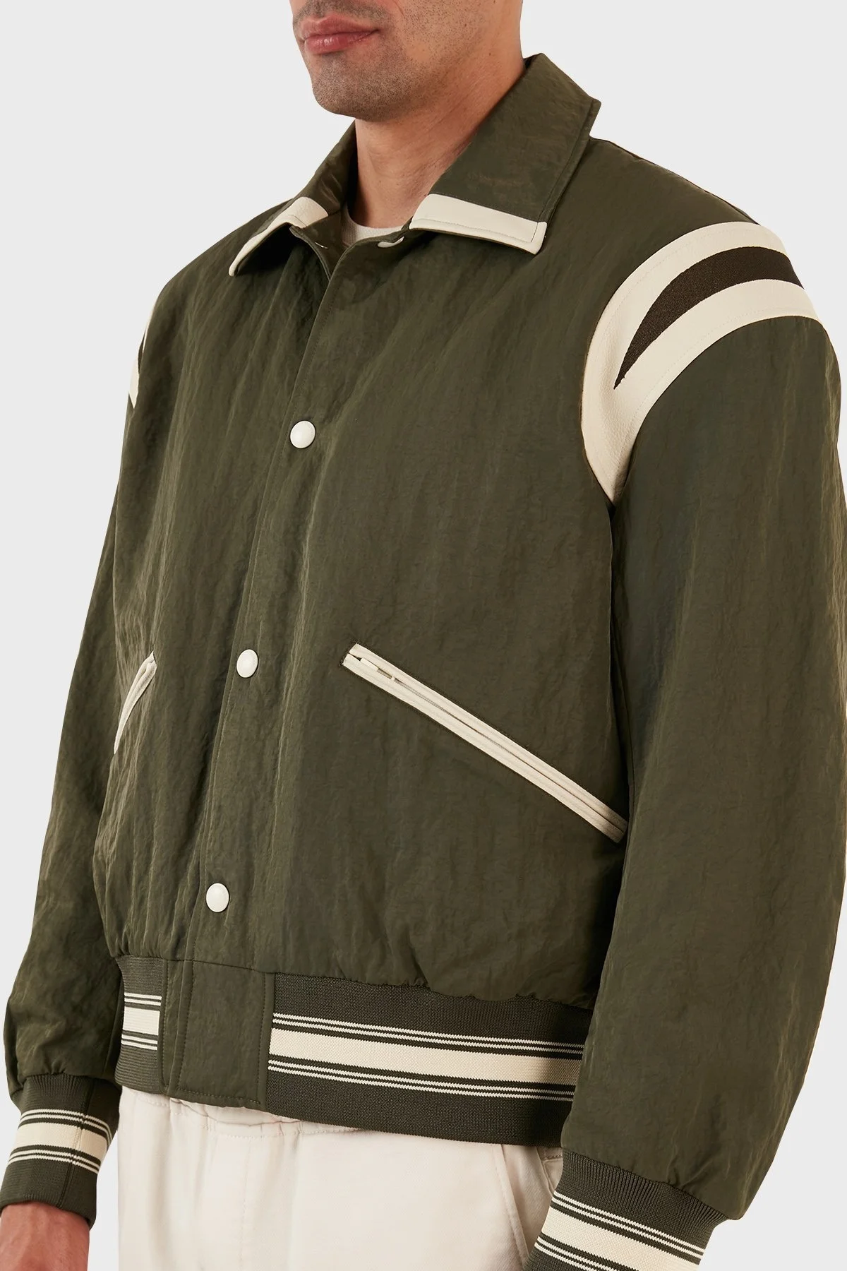 Emporio Armani Logo İşlemeli Renk Bloklu Regular Fit Spor Bomber Erkek Ceket 6R1BZ2 1NZOZ 0514 HAKİ - 6