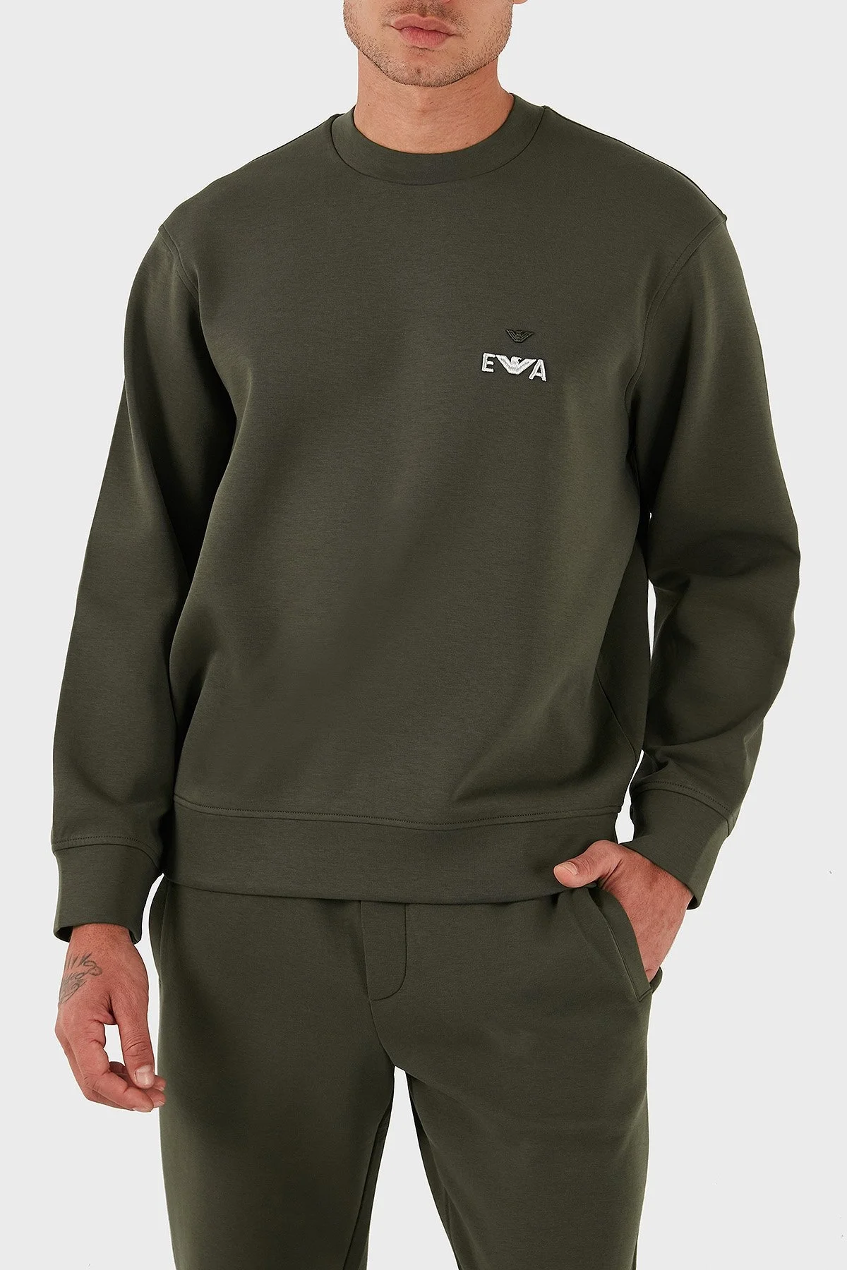 Emporio Armani Logo İşlemeli Streç Pamuklu Regular Fit Bisiklet Yaka Erkek Sweat EM002919 AF10013 U8120 HAKİ - 13