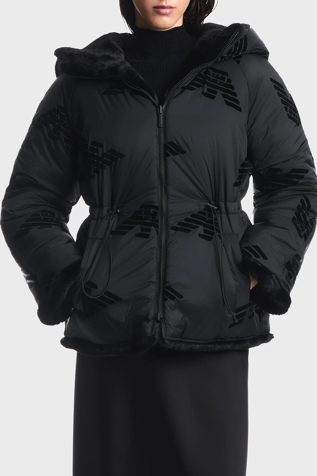 Emporio Armani Logo Nakışlı Çift Taraflı Comfort Fit Suni Kürklü Kadın Kaban EW001467 AF14618 MC736 Siyah - 1