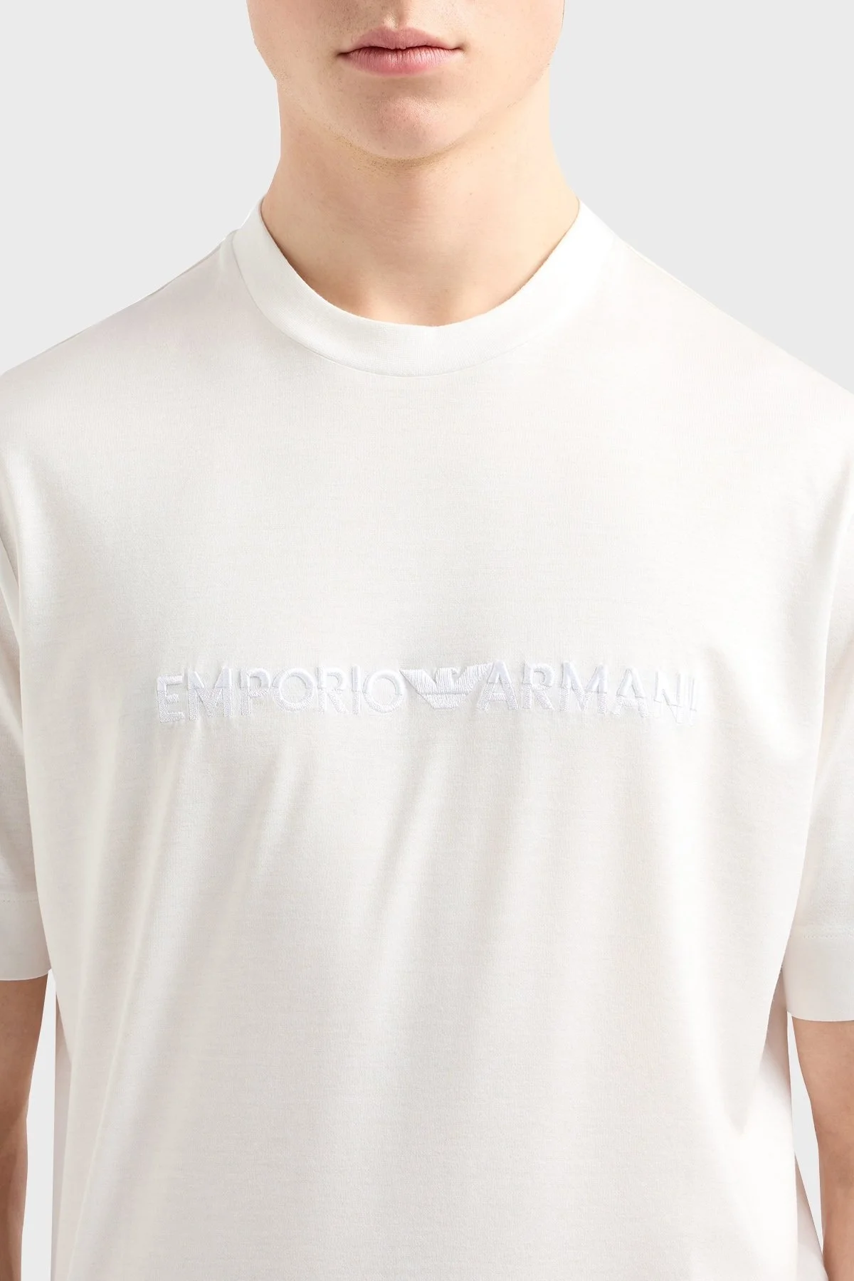 Emporio Armani Logo Nakışlı Pamuklu Regular Fit Bisiklet Yaka Erkek T Shirt EM001070 AF13747 U0003 BEYAZ - 9