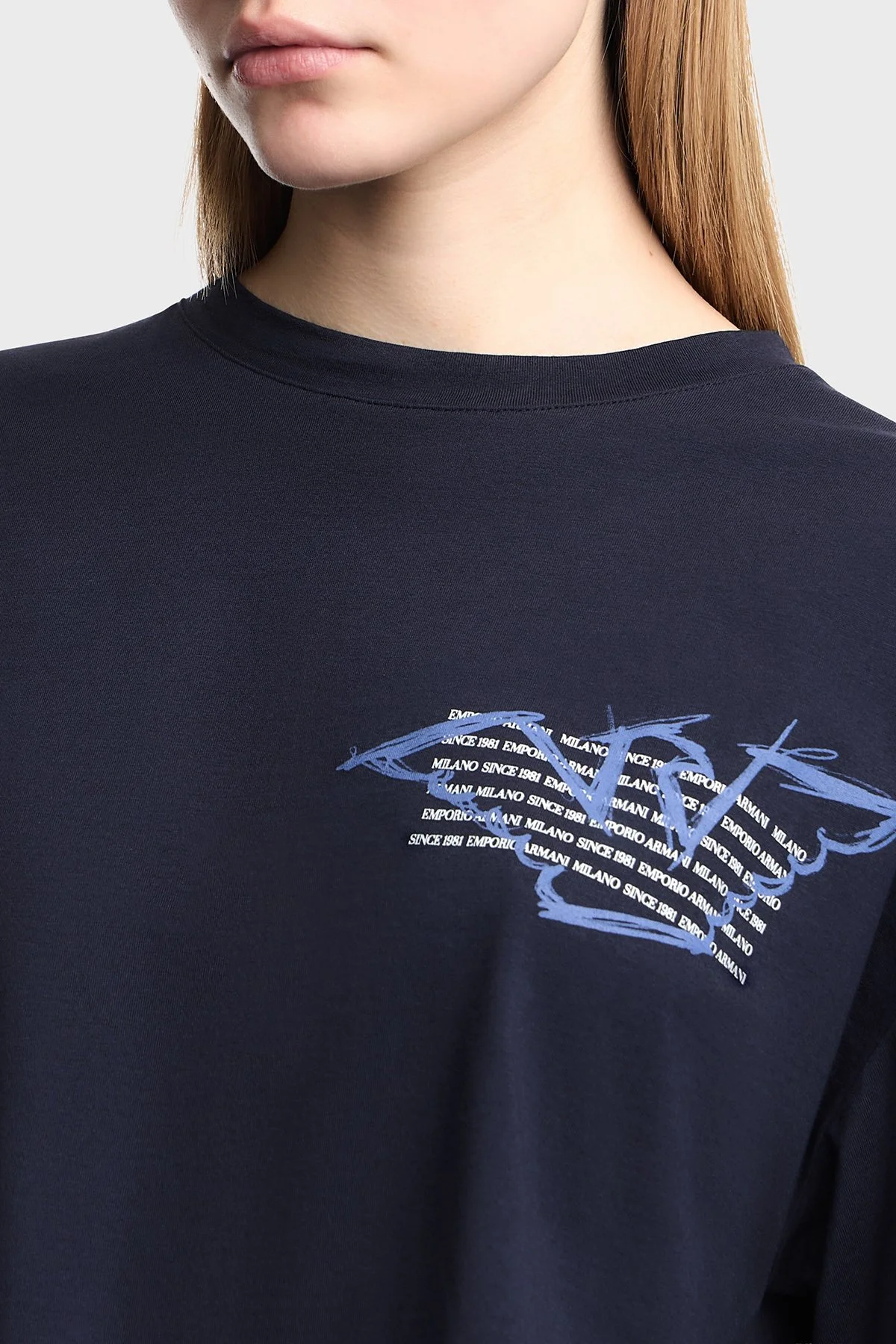 Emporio Armani Logolu % 100 Pamuk Cropped Fit Bisiklet Yaka Bayan T Shirt EW004388 AF12597 UB115 LACİVERT - 4