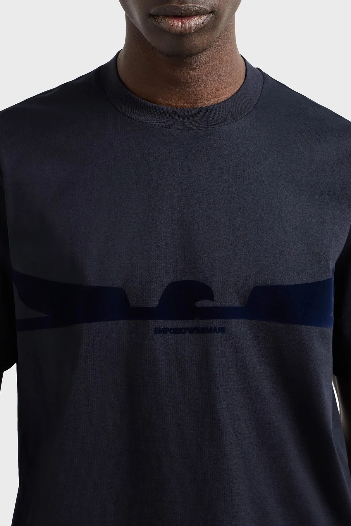 Emporio Armani Logolu % 100 Pamuk Regular Fit Bisiklet Yaka Erkek T Shirt EM001015 AF13669 UB118 LACİVERT - 4