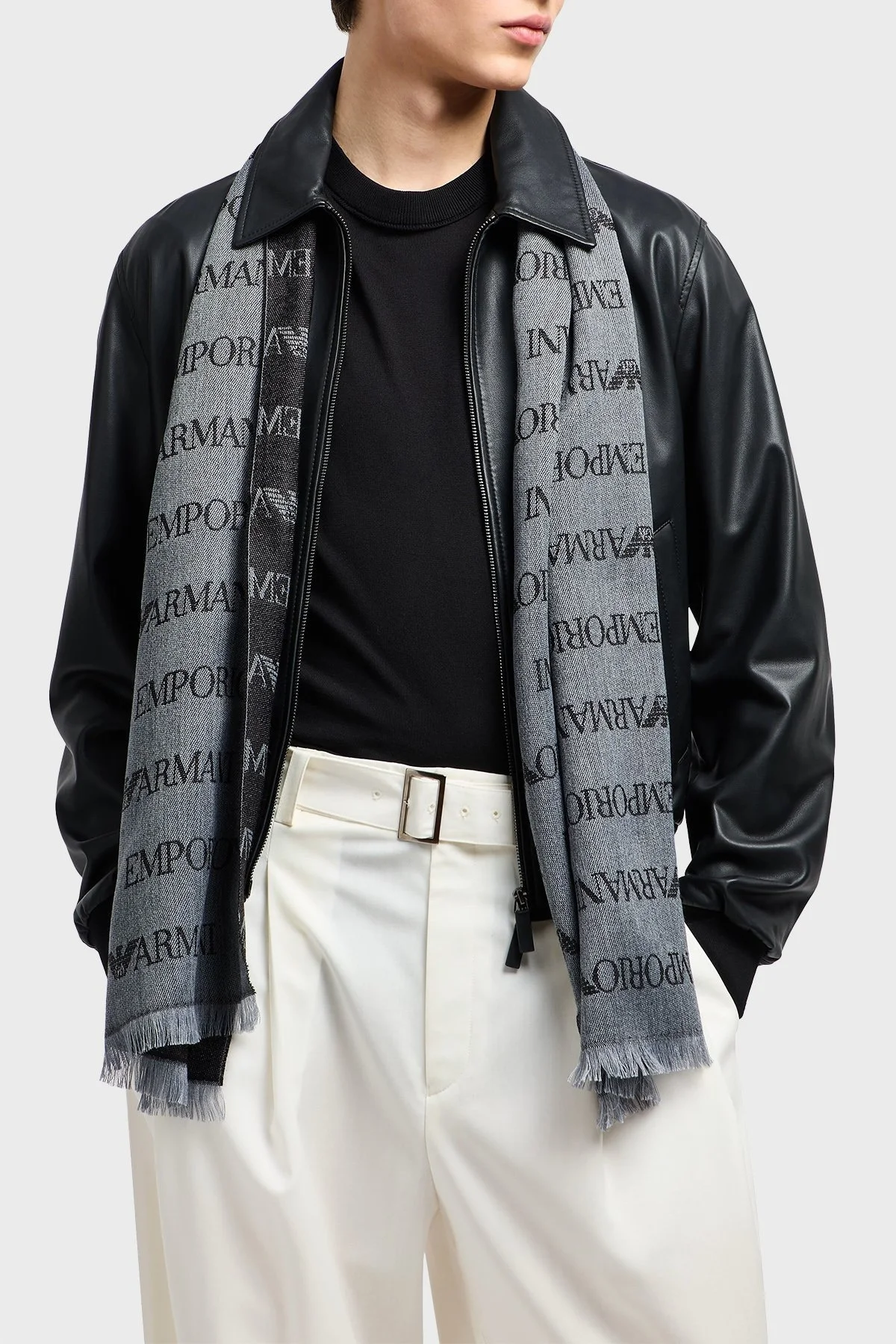 Emporio Armani Logolu 43 x 183 cm % 100 Yün Erkek Şal EM004238 AF21541 F7086 GRİ-SİYAH - 2